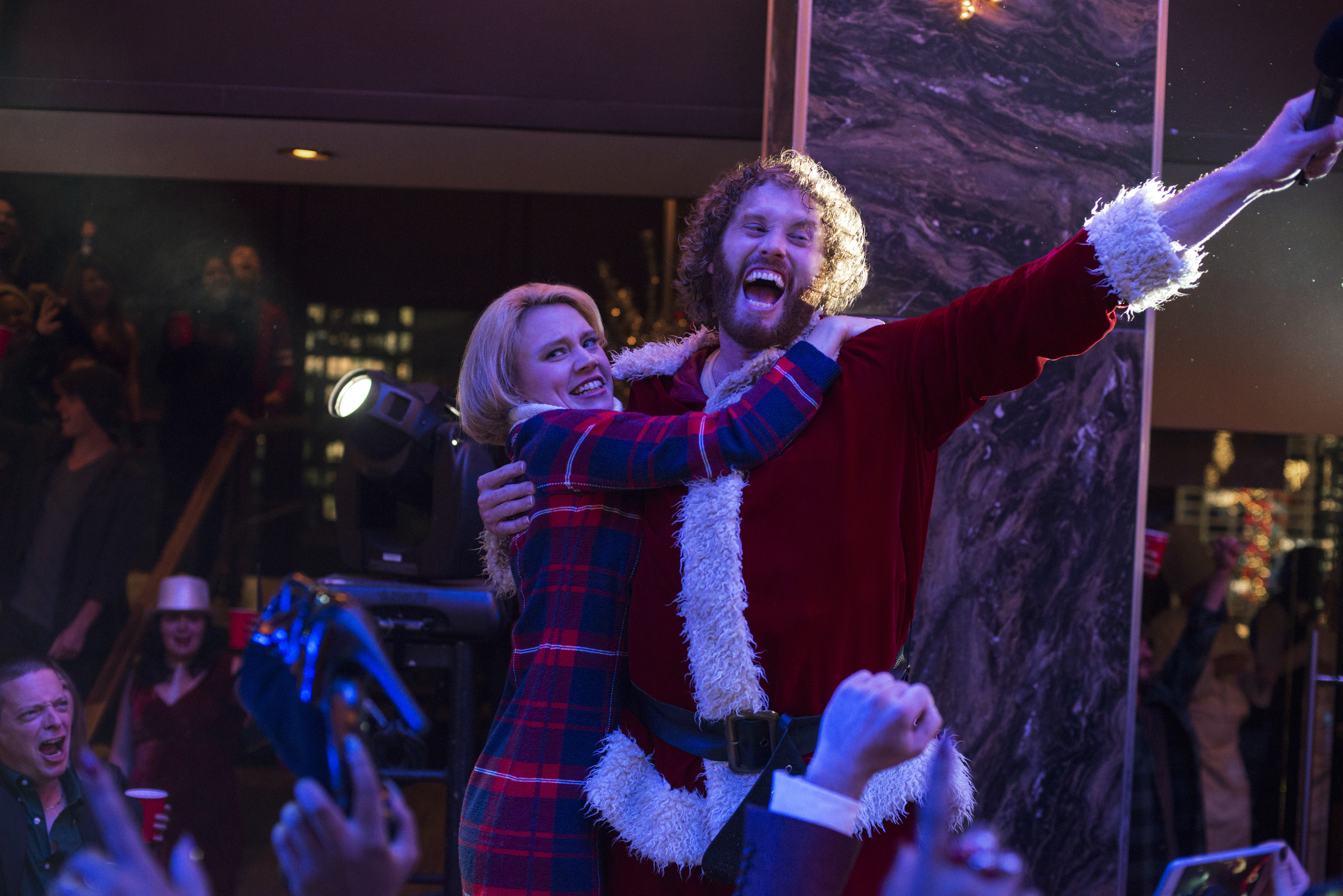 OfficeChristmasParty_KateMcKinnon_TJMiller_5.jpg