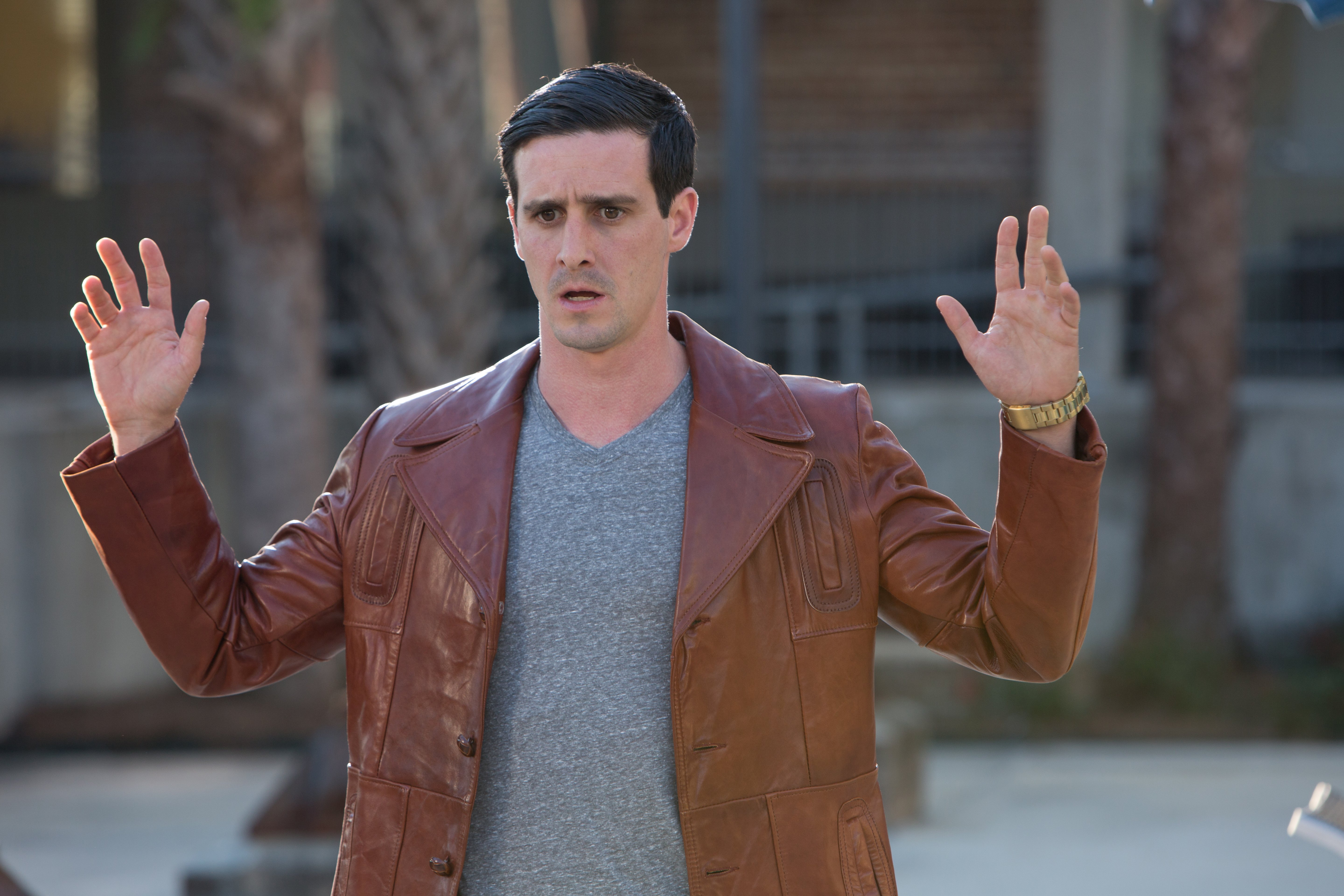 MrRight_JamesRansone_3.jpg