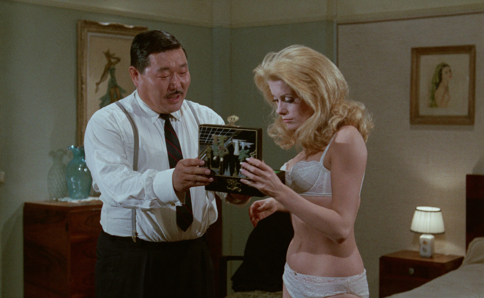 Belle-de-jour-image3.jpg