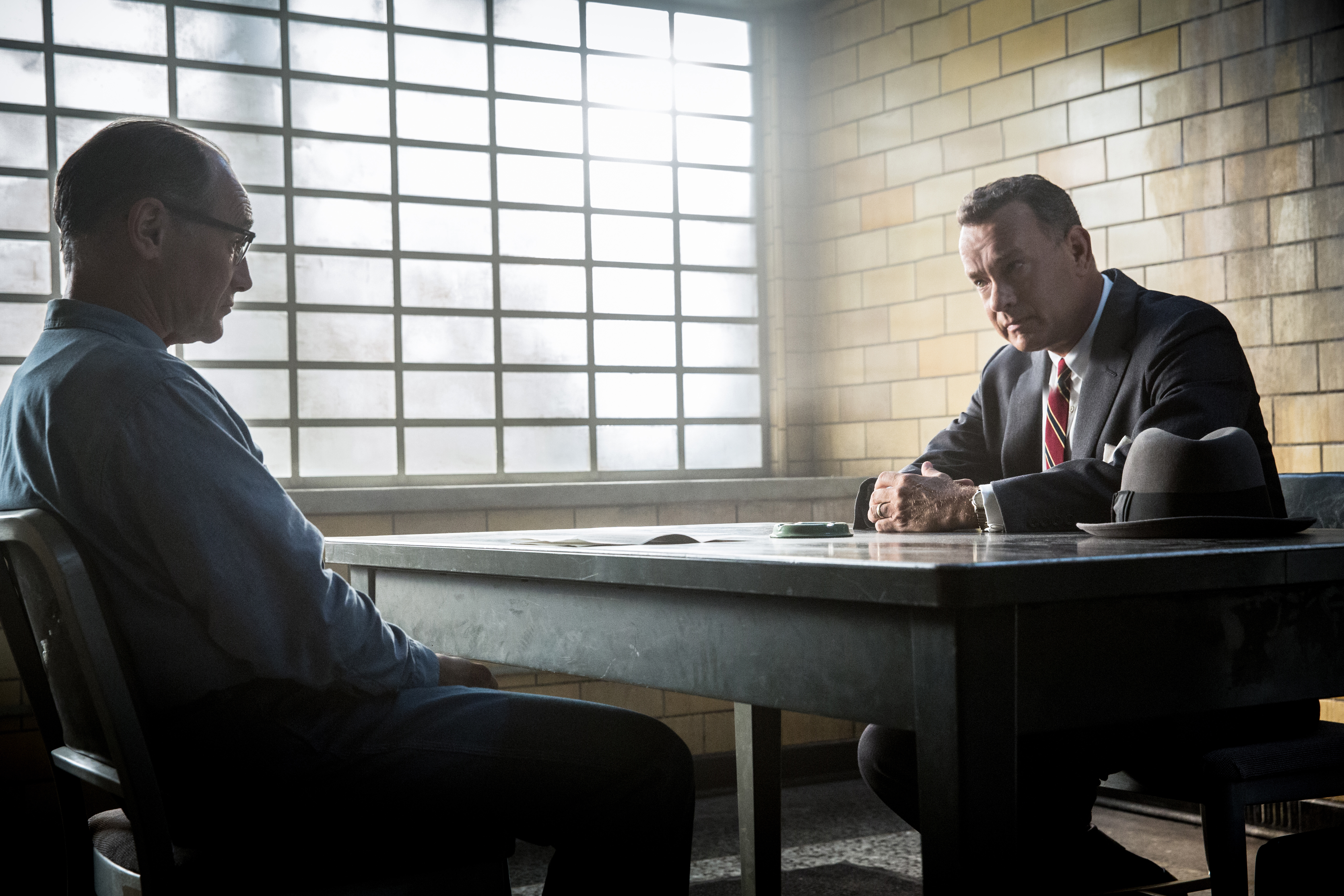 BridgeOfSpies_TomHanks_1.jpg