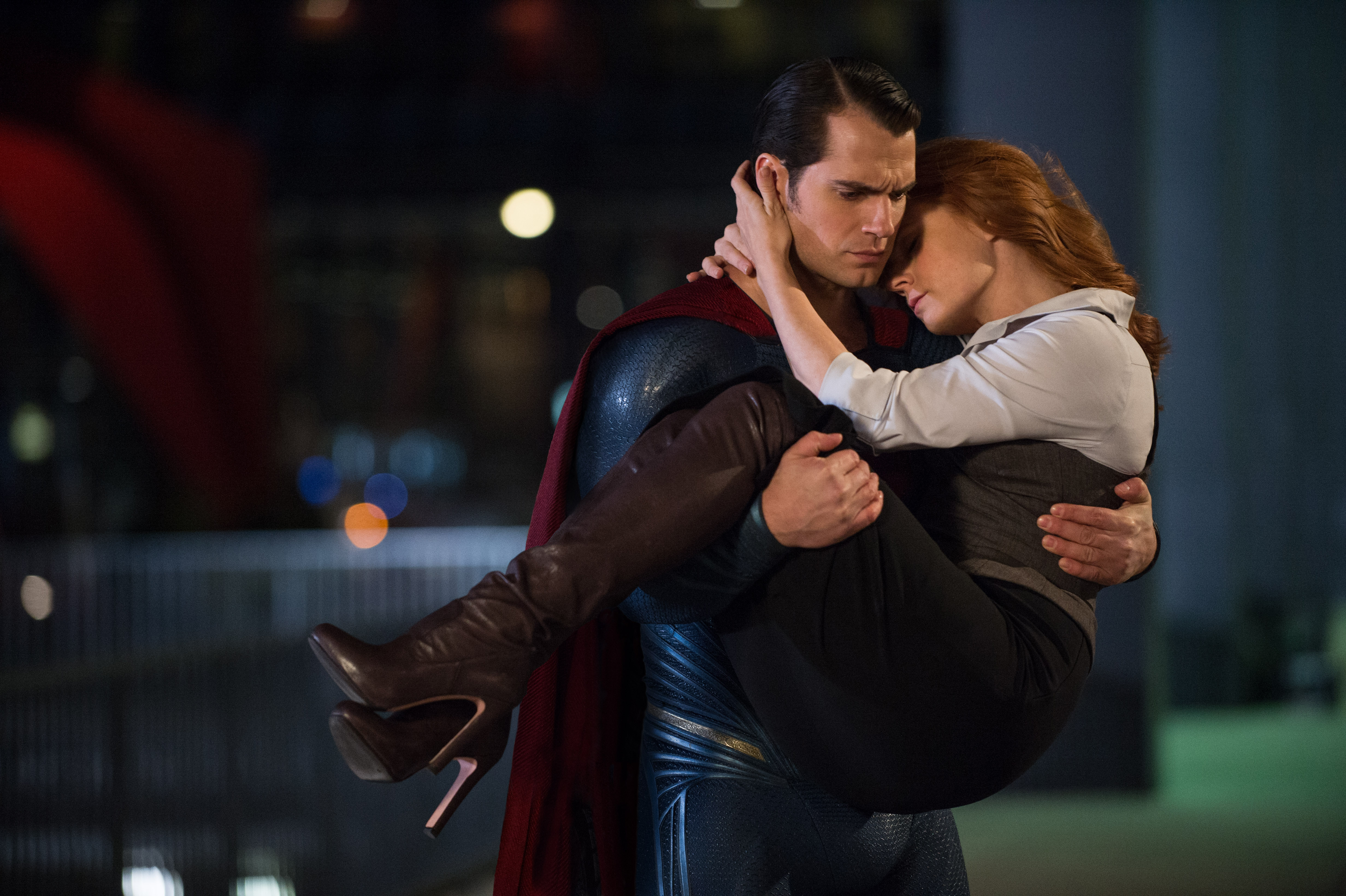 BVS_HenryCavill_AmyAdams_5.jpg