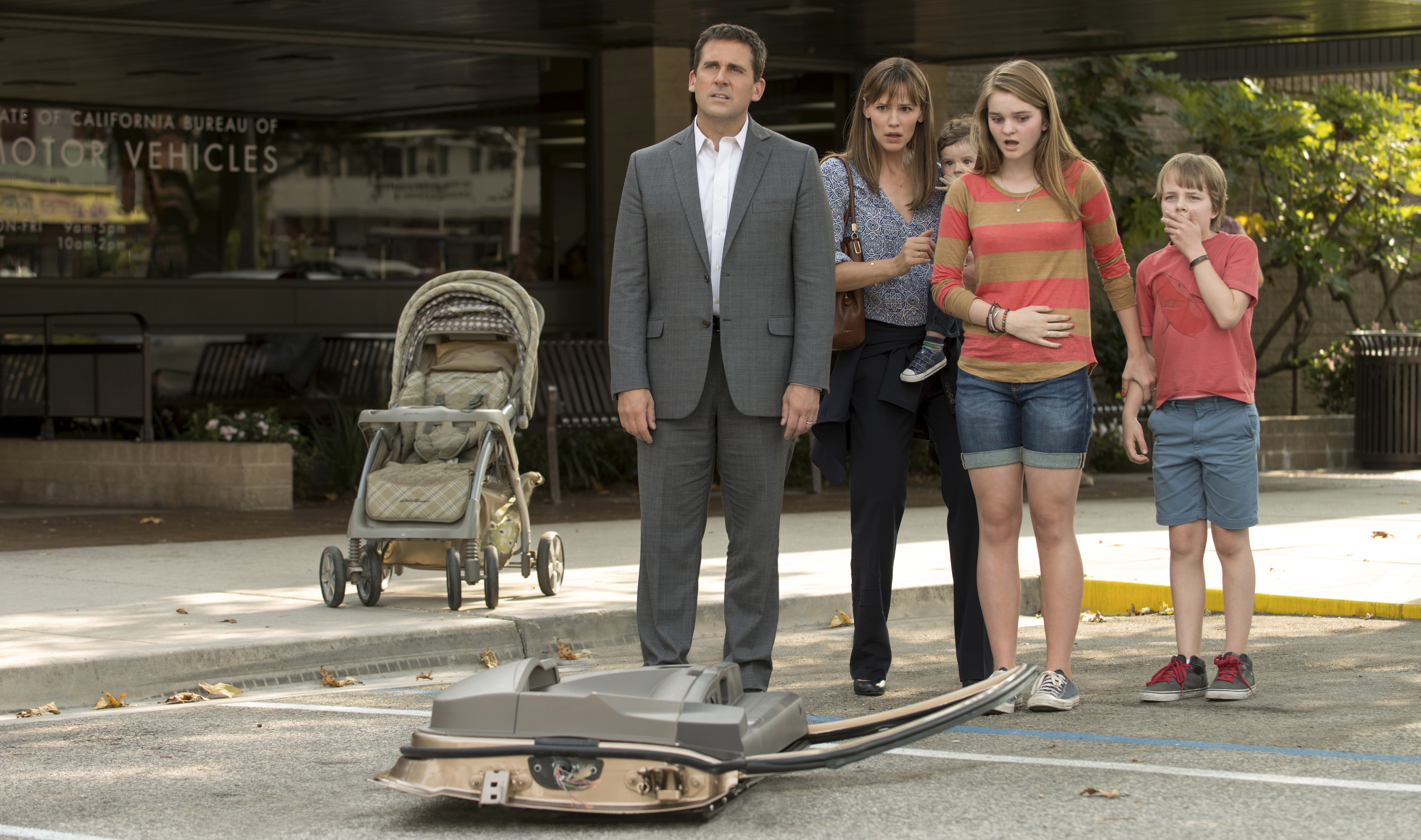 AlexanderandtheTerribleHorribleNoGoodVeryBadDay_JenniferGarner_SteveCarell_KerrisDorsey_EdOxenbould_EmilyCooper_ZoeyVargas_1.jpg