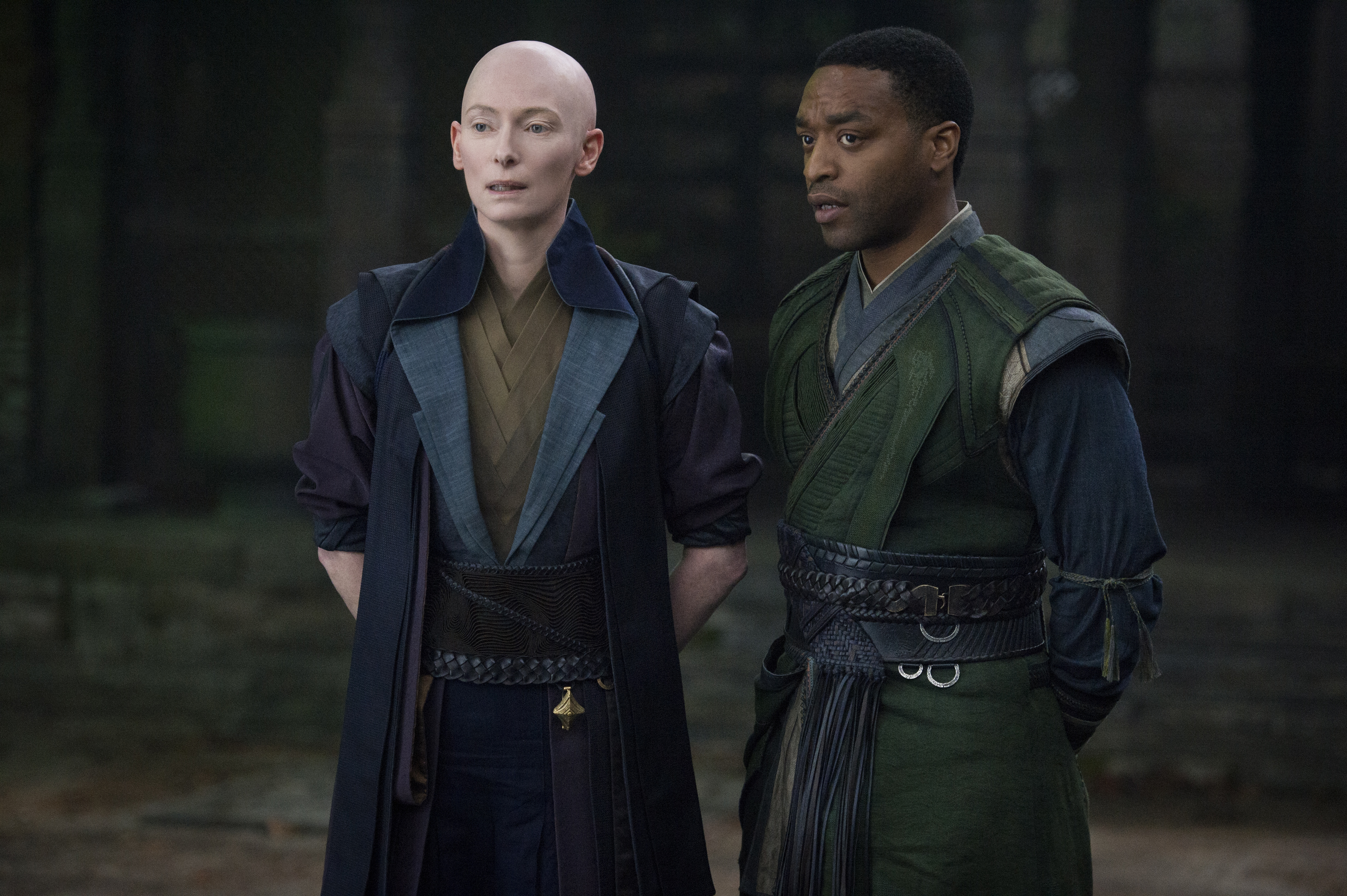 DoctorStrange_TildaSwinton_ChiwetelEjiofor_3.jpg