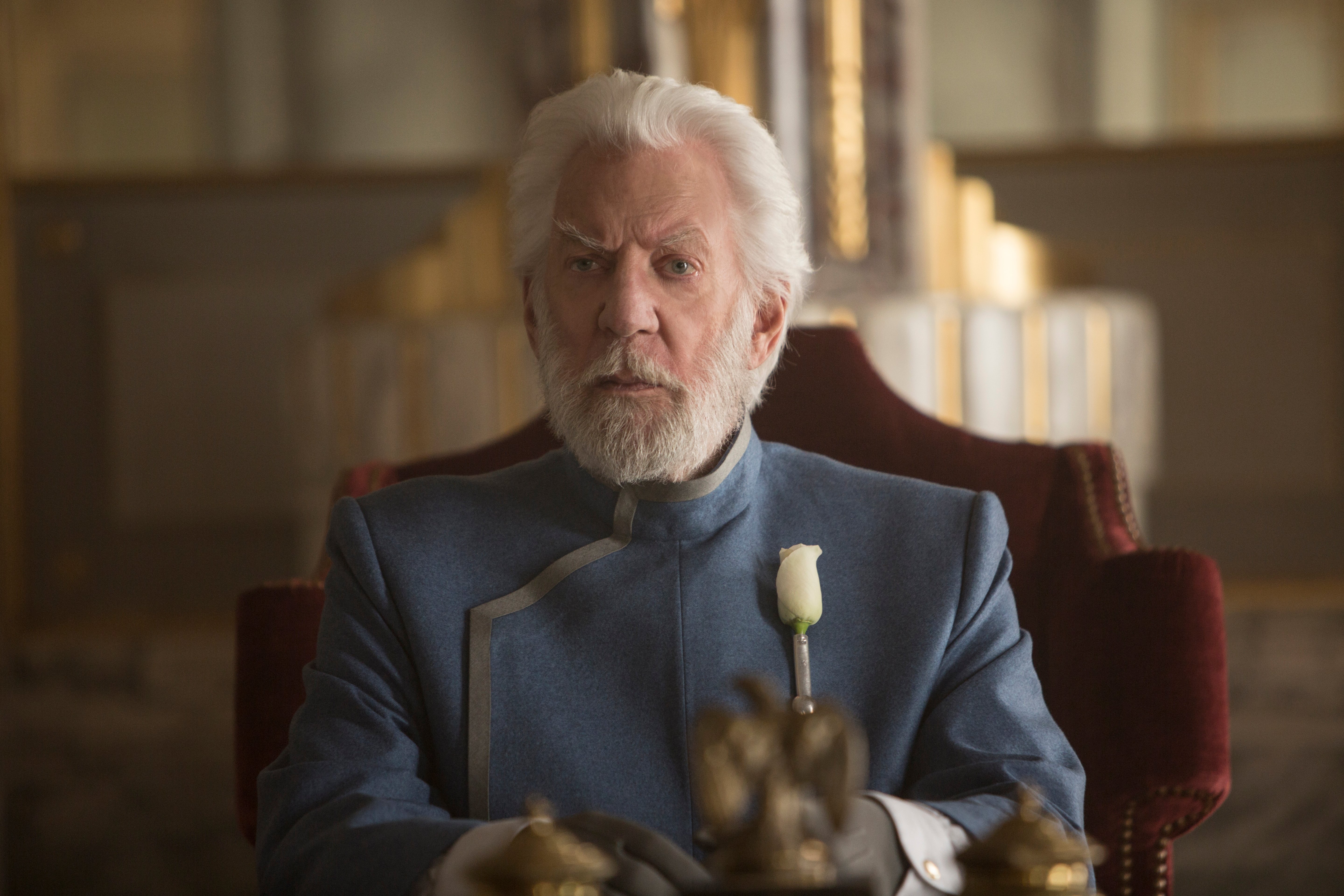 TheHungerGamesMockingjayPart2_DonaldSutherland_7.jpg