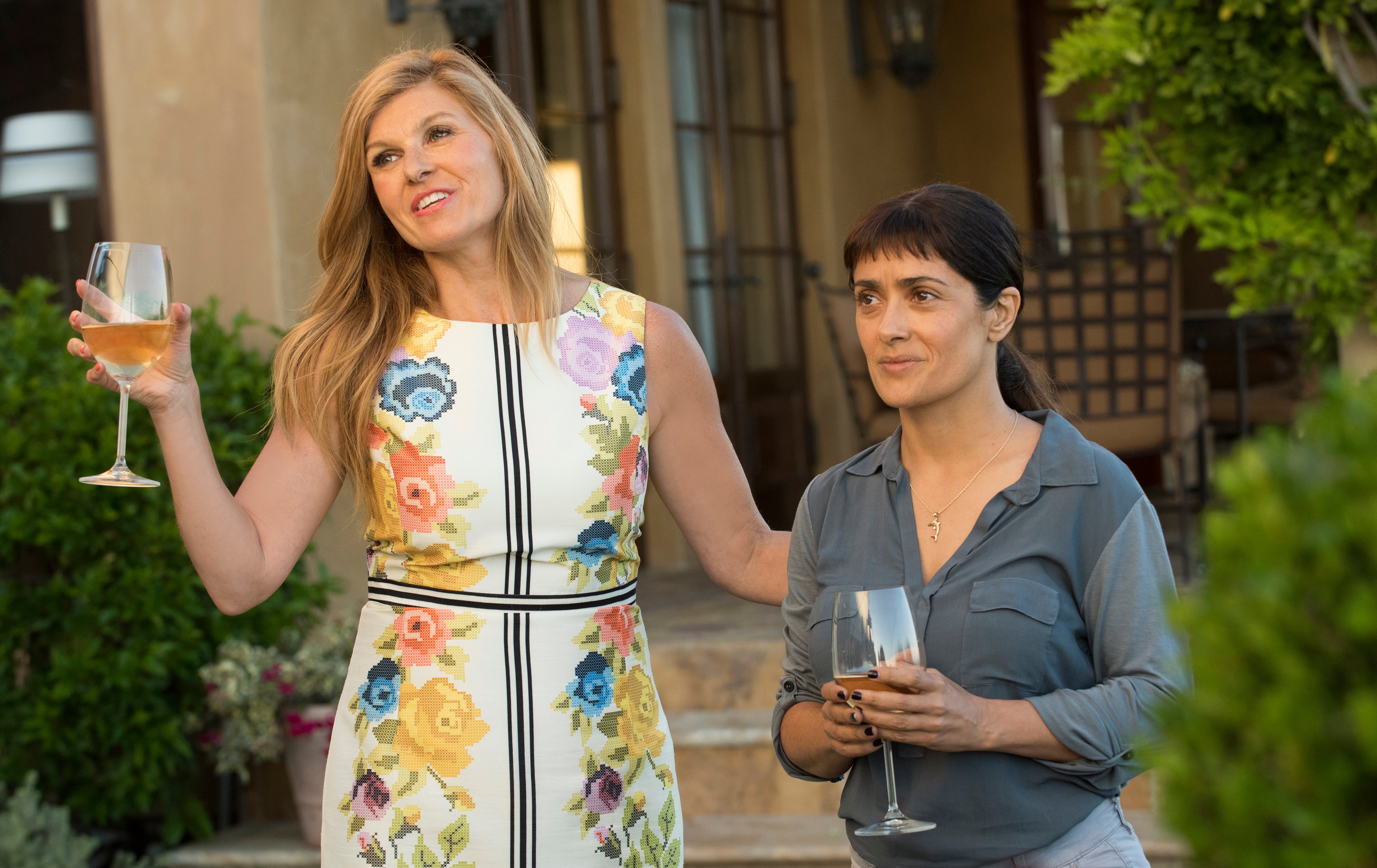 Beatriz_ConnieBritton_SalmaHayek_2.jpg