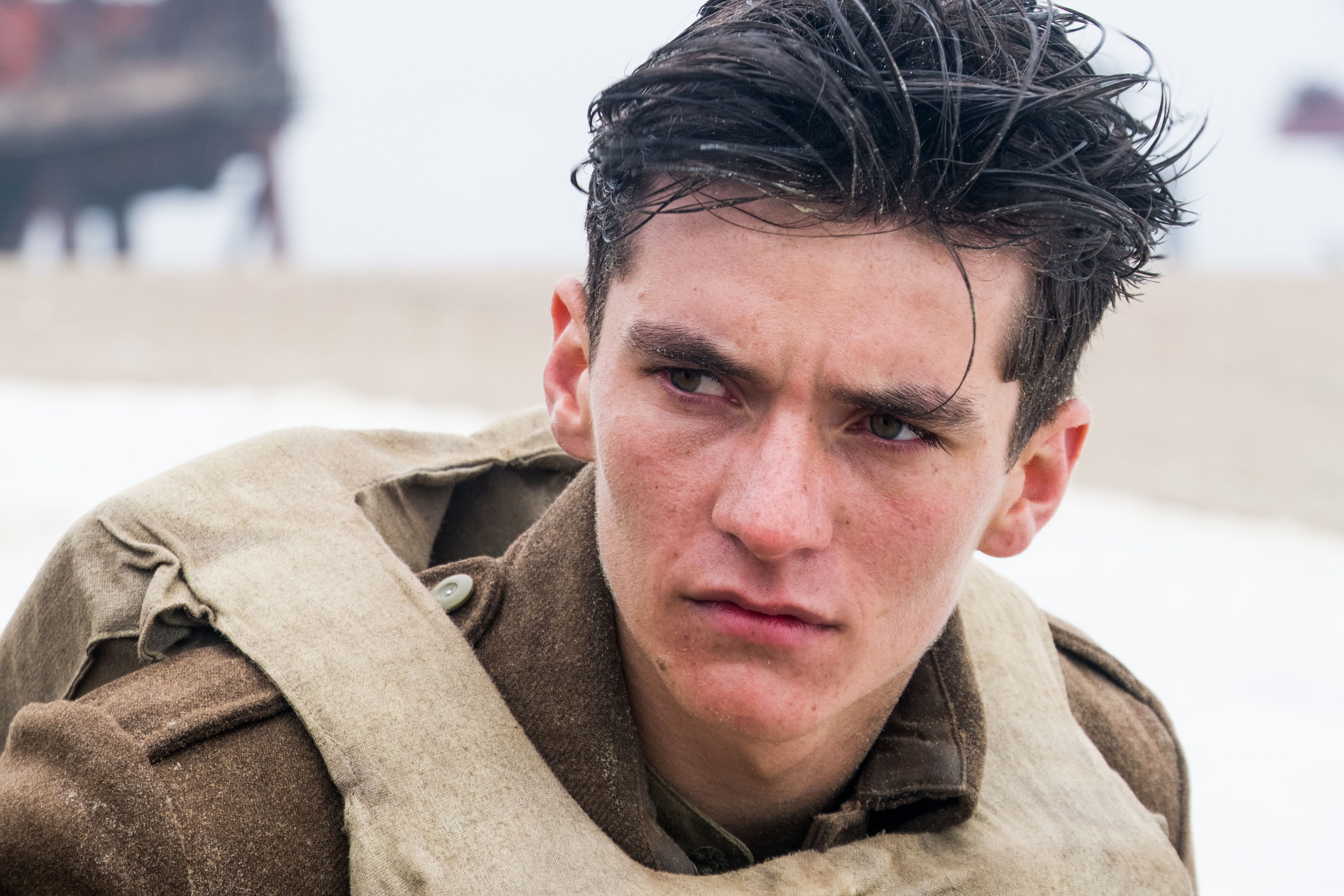 Dunkirk_FionnWhitehead_1.jpg