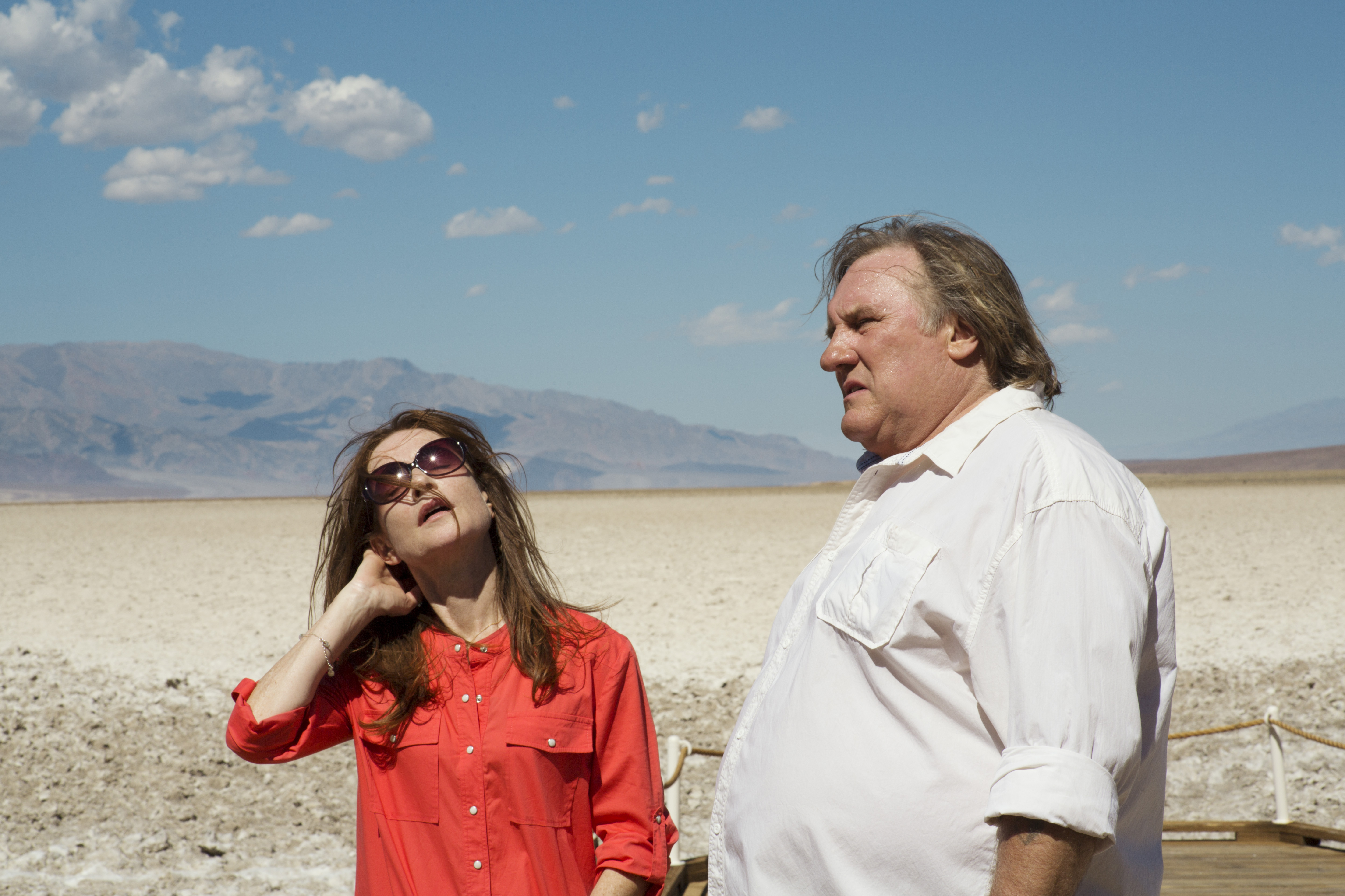 ValleyOfLove_GerardDepardieu_IsabelleHuppert_4.jpg