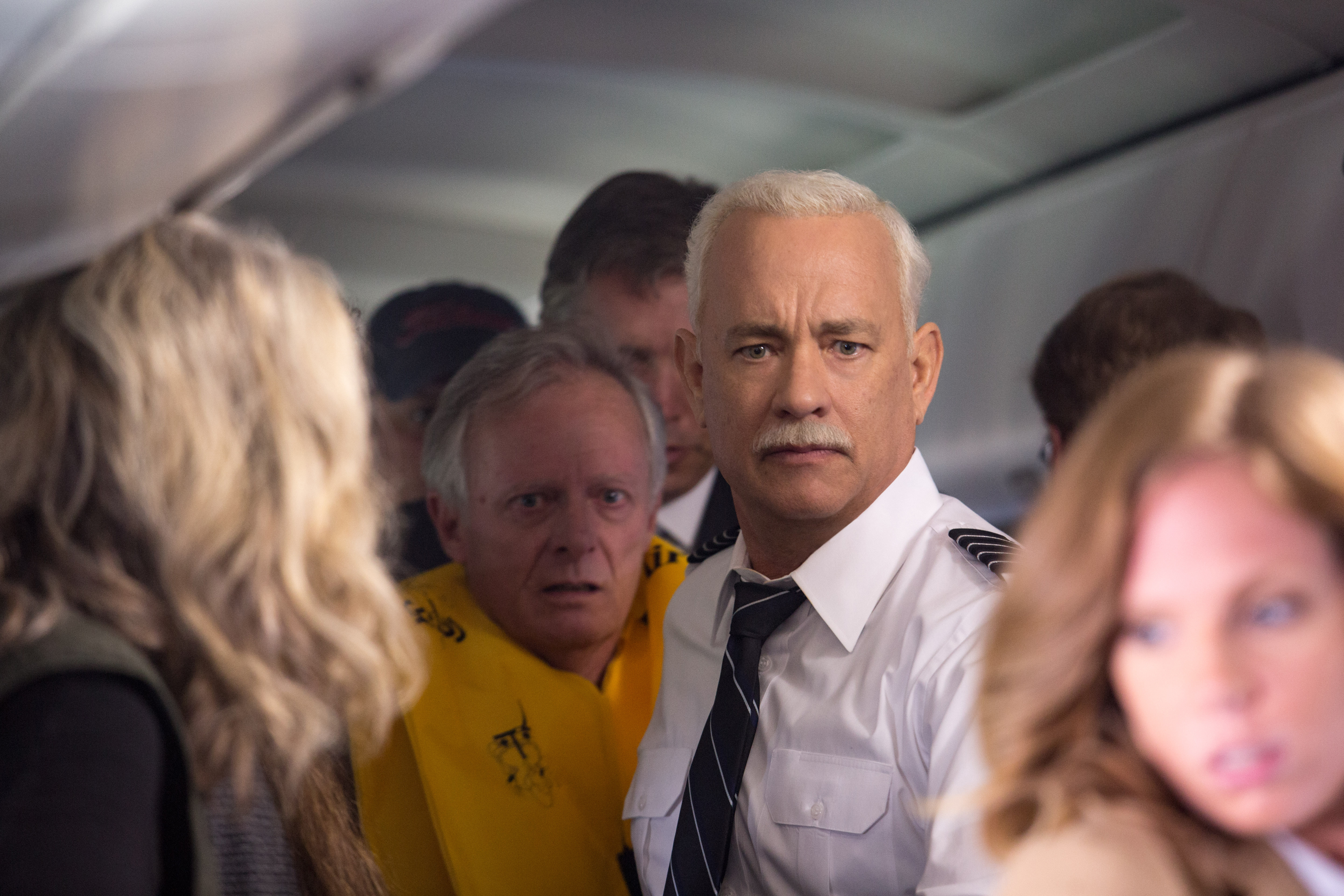 Sully_TomHanks_3.jpg