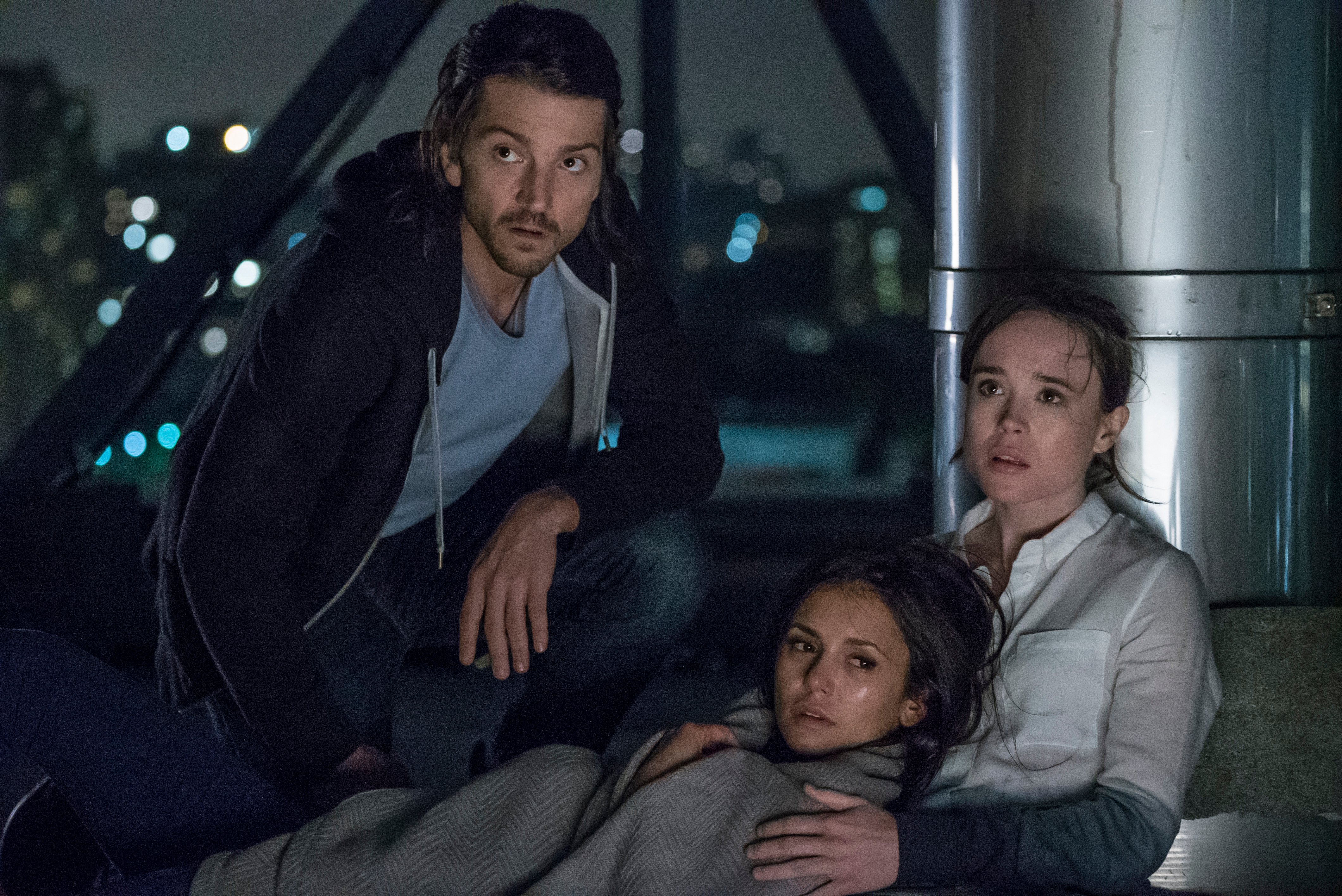 Flatliners_DiegoLuna_EllenPage_NinaDobrev_2.jpg