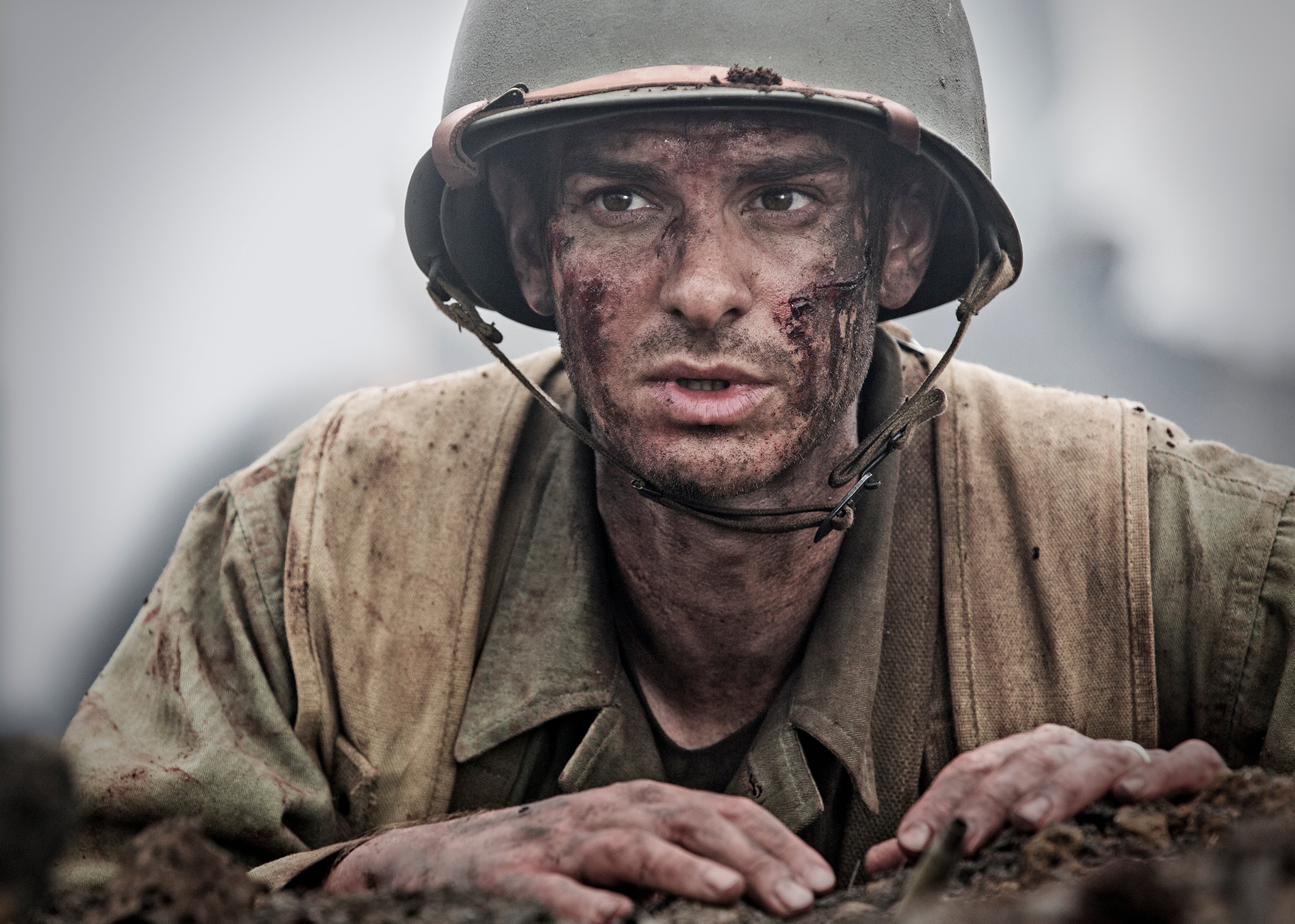 HacksawRidge_AndrewGarfield_1.jpg