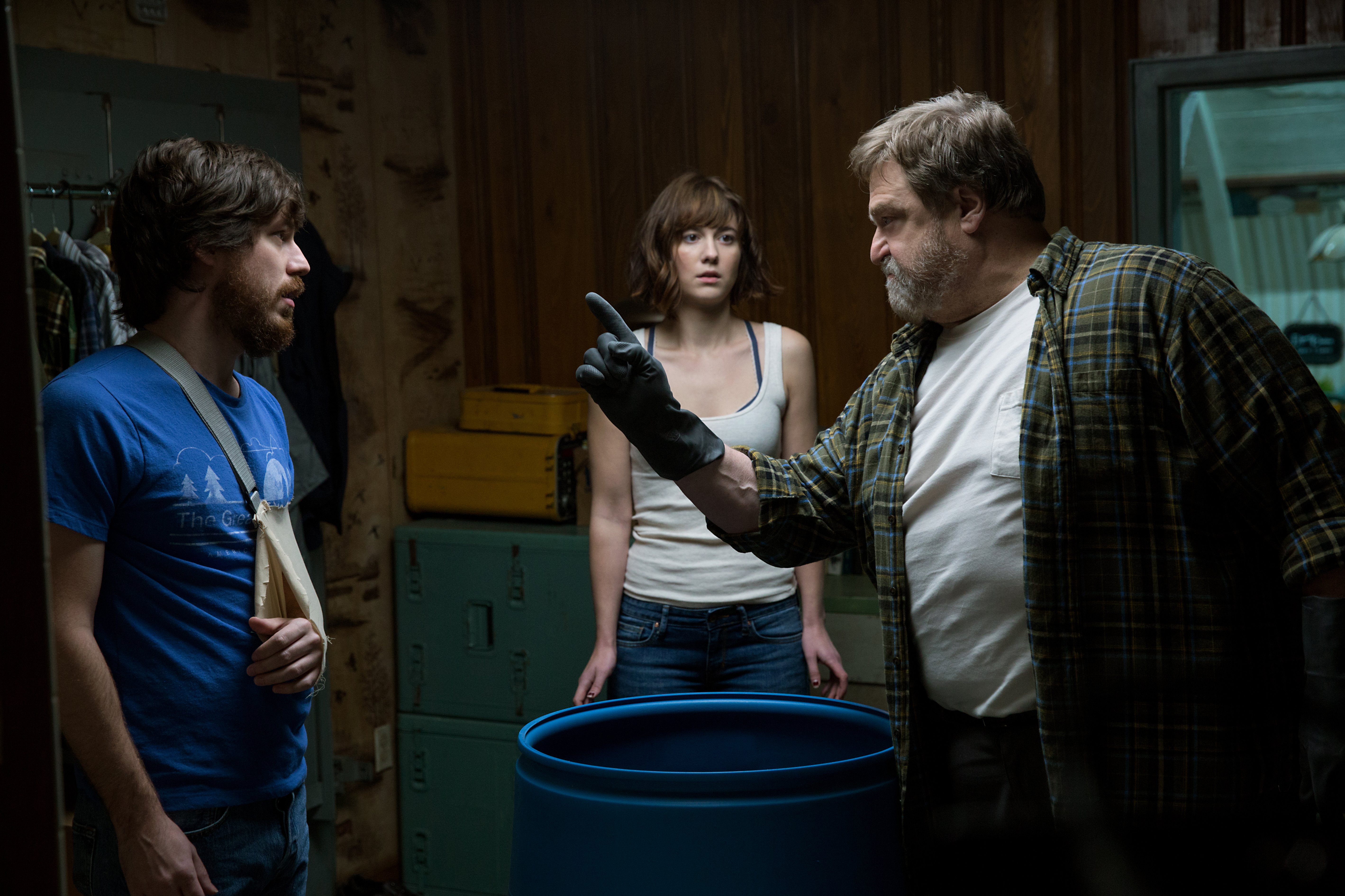 10CloverfieldLane_JohnGallagherJr_MaryElizabethWinstead_JohnGoodman_3.jpg