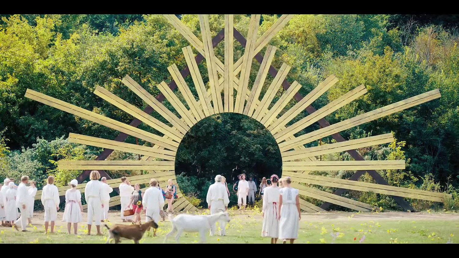 midsommar3HD.jpg