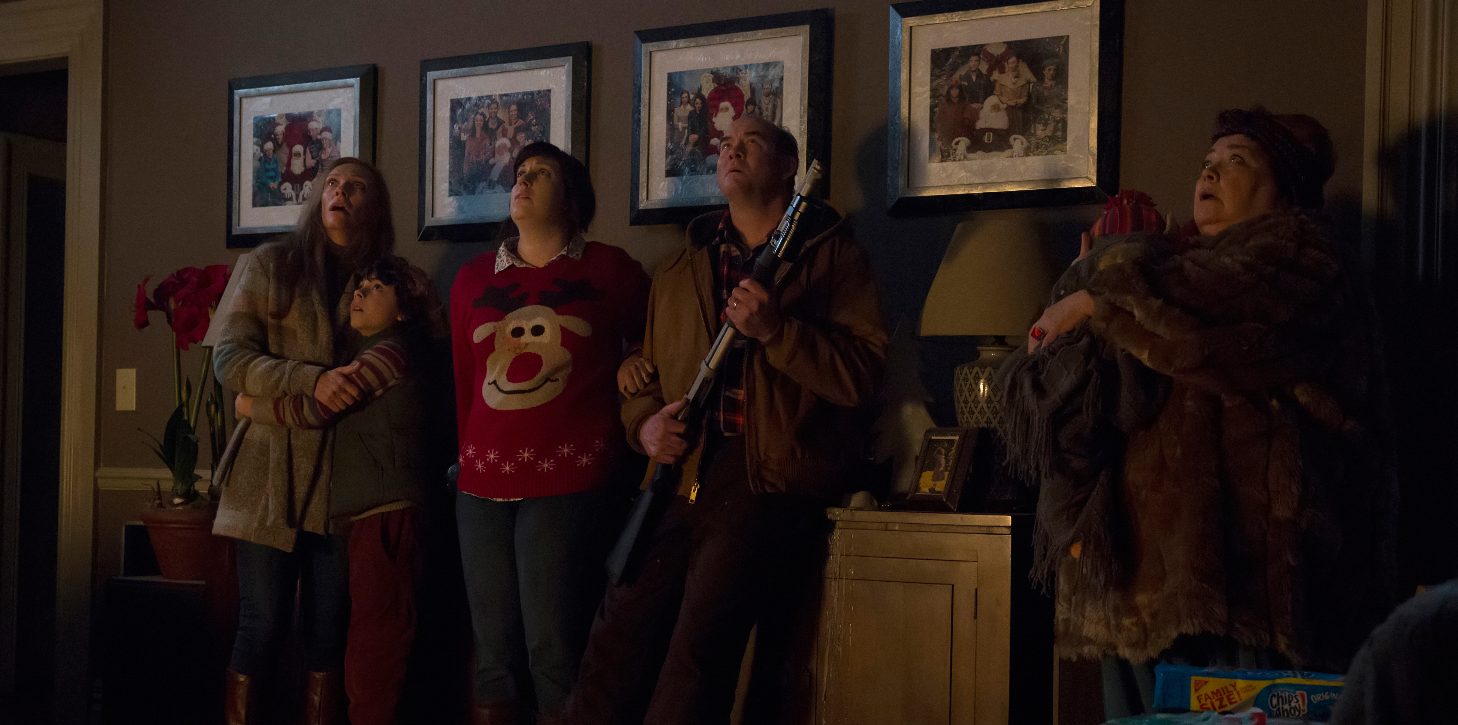 Krampus_ToniCollette_ConchataFerrell_DavidKoechner_AllisonTolman_EmjayAnthony_6.jpg