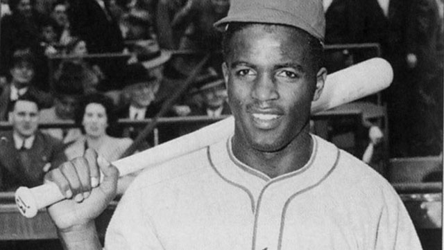 Jackie_Robinson_1950_4.jpg