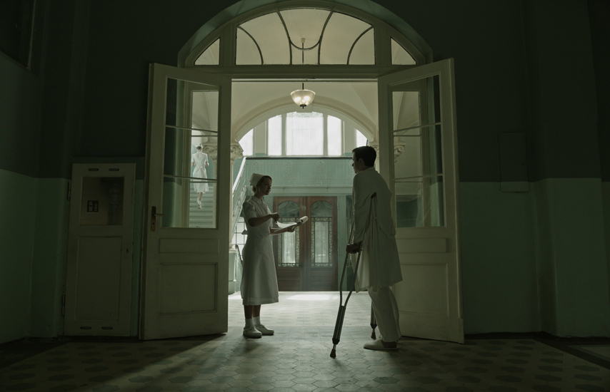 CureForWellness_DaneDeHaan_5.jpg