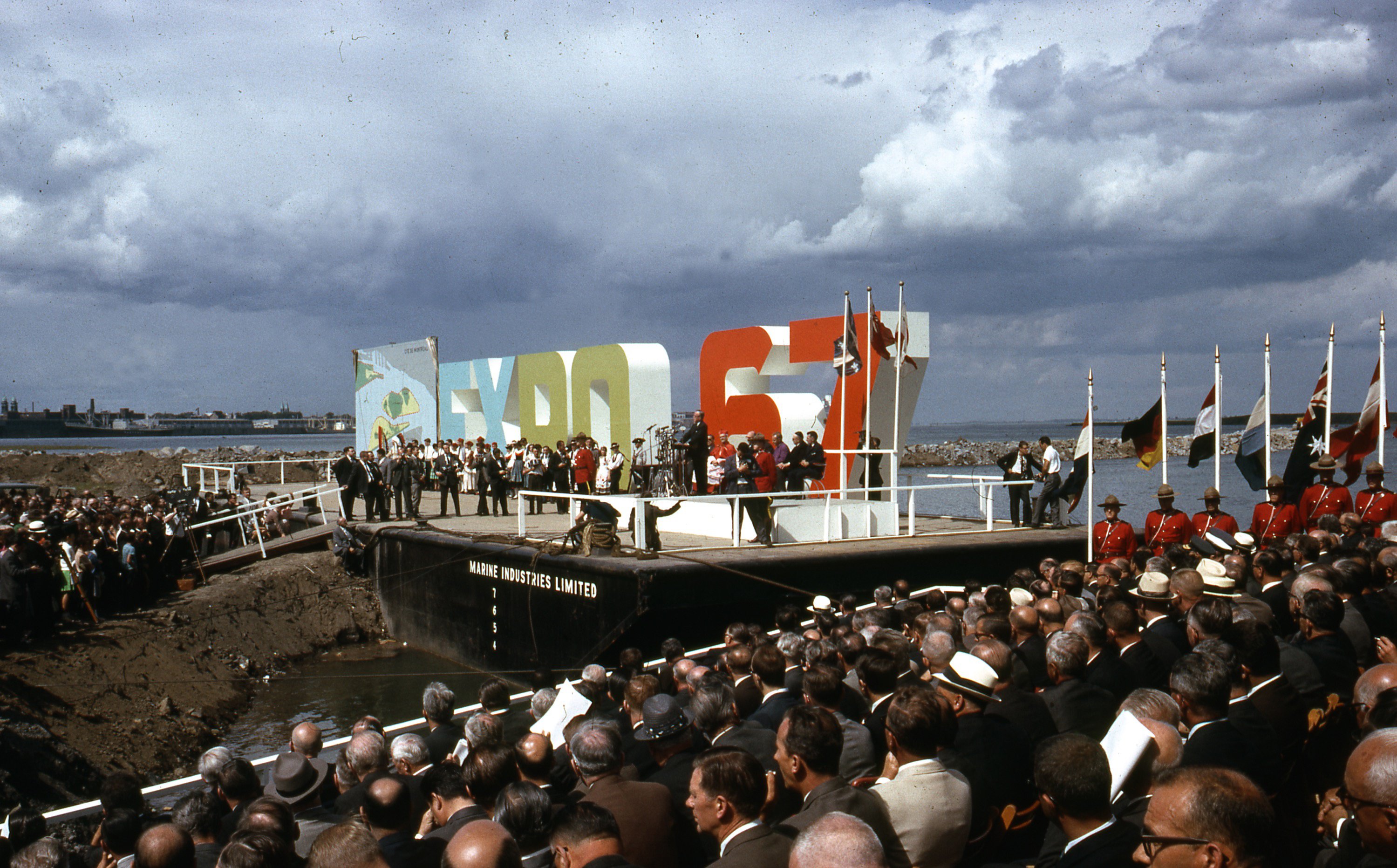 0E67MI1_Productions_de_la_ruelle_Expo67.ca.jpg