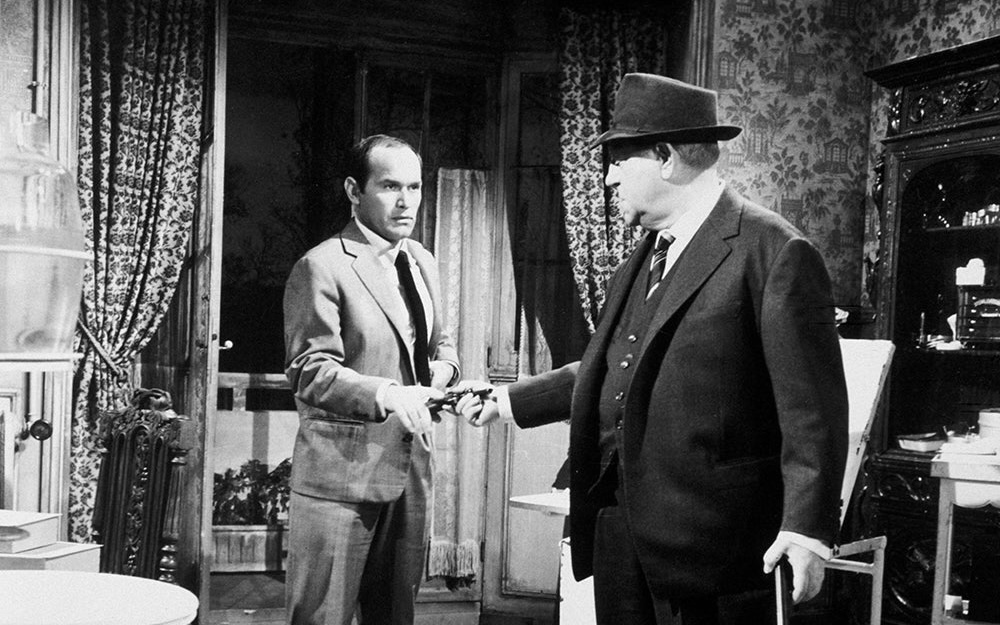 Maigret-voit-rouge-image9.jpg
