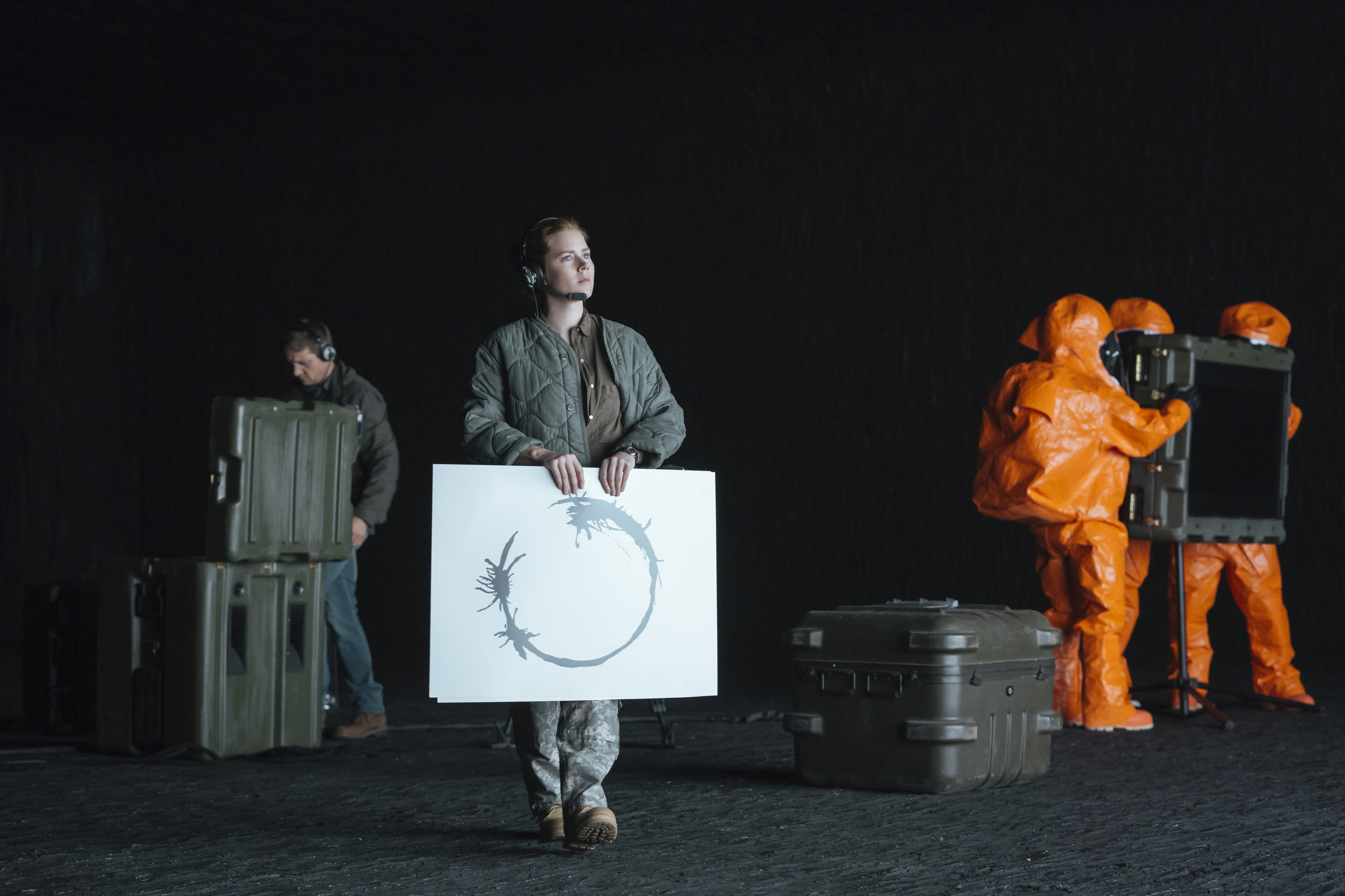 Arrival_AmyAdams_JeremyRenner_6.jpg