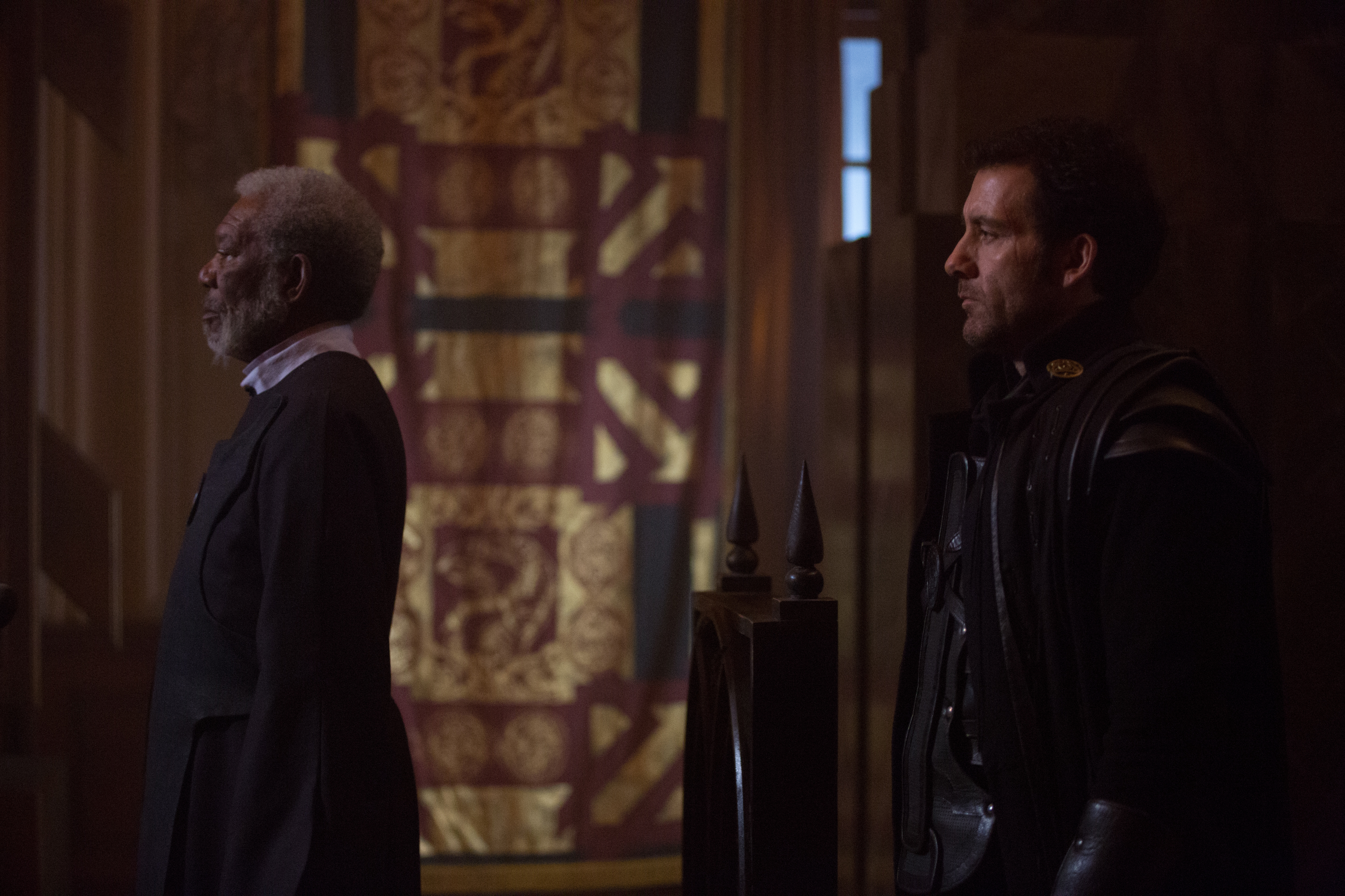 TheLastKnights_MorganFreeman_CliveOwen_3.jpg