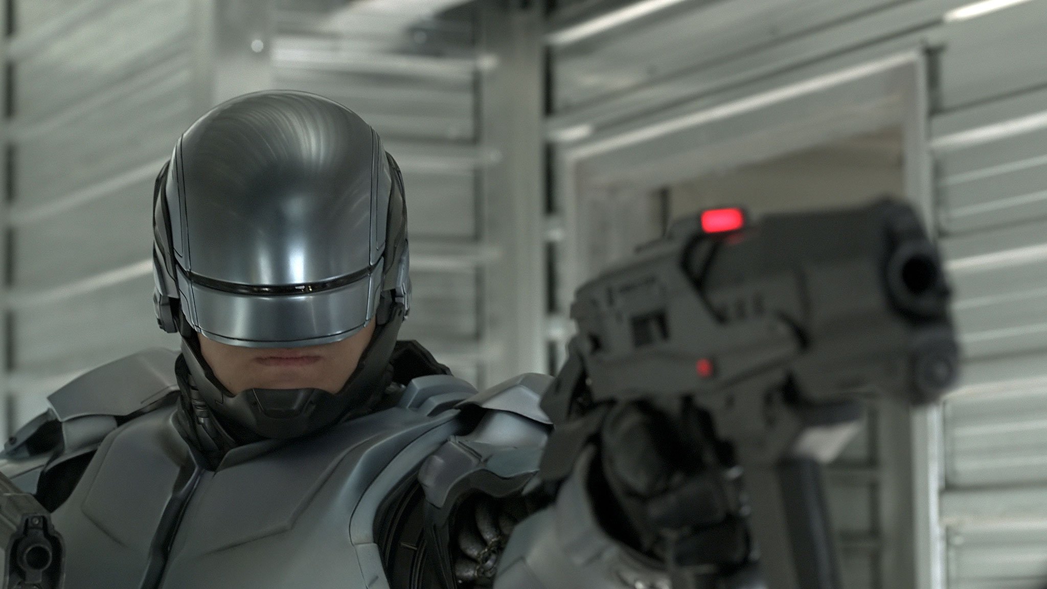 RoboCop5_2048.jpg