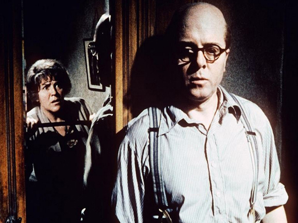 Ten_Rillington_Place__Ph___3_.jpg