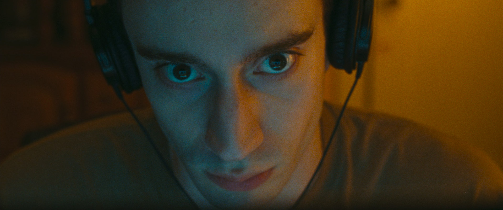 lurker-03.jpg