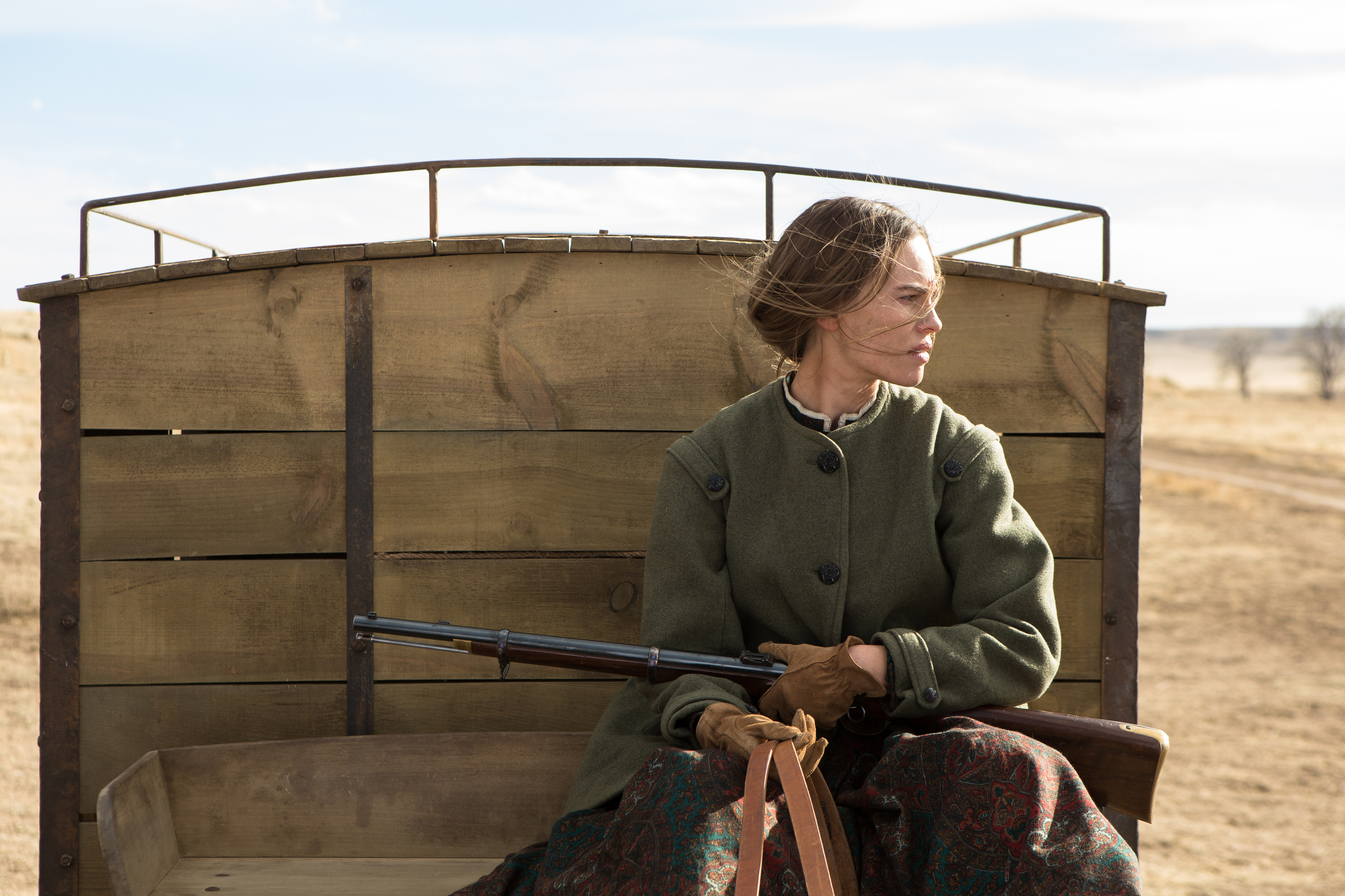 TheHomesman_HilarySwank_1.jpg