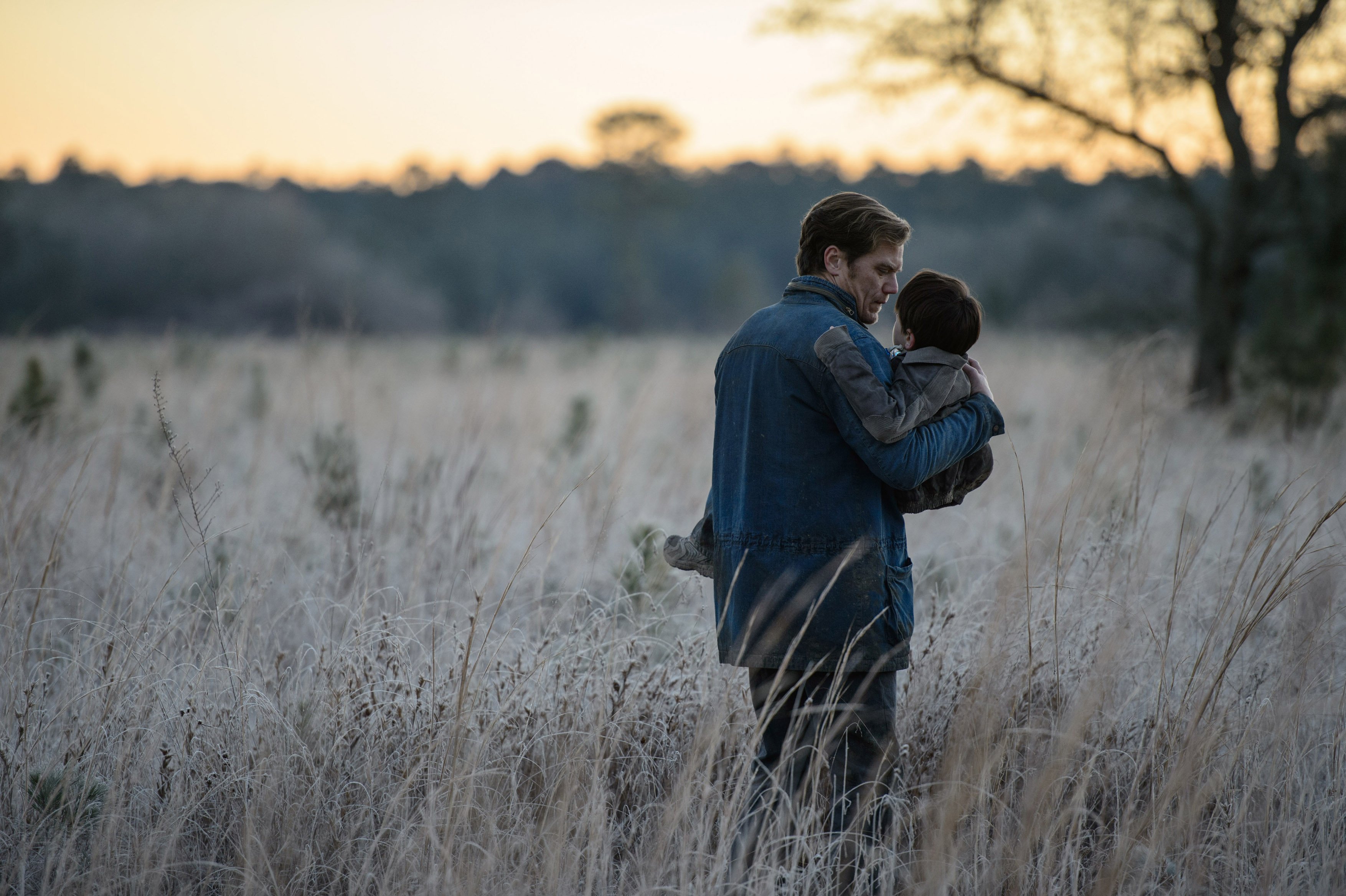 MidnightSpecial_MichaelShannon_JaedenLieberher_3.jpg