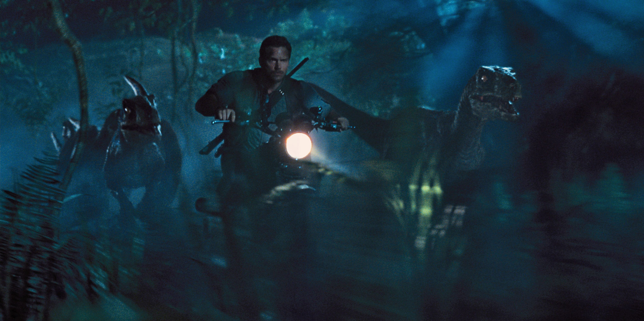 JurassicWorld6_2048.jpg