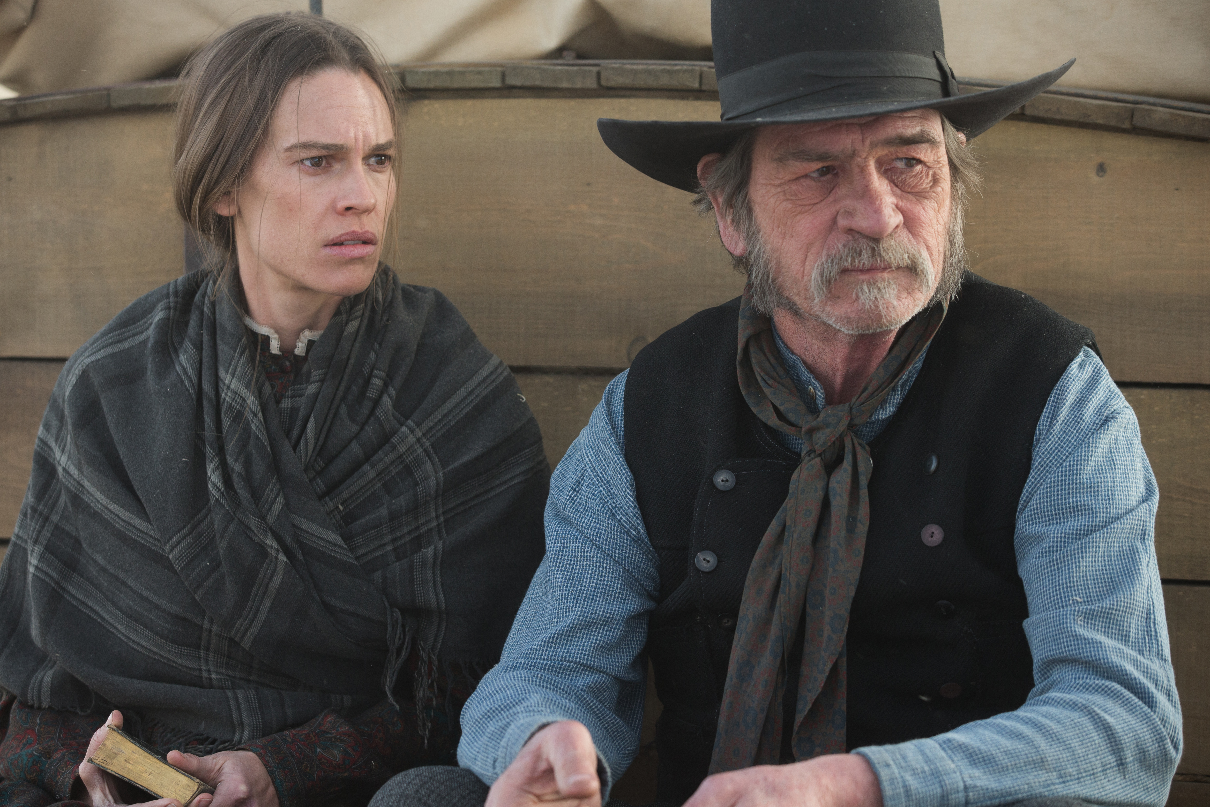 TheHomesman_HilarySwank_TommyLeeJones_3.jpg