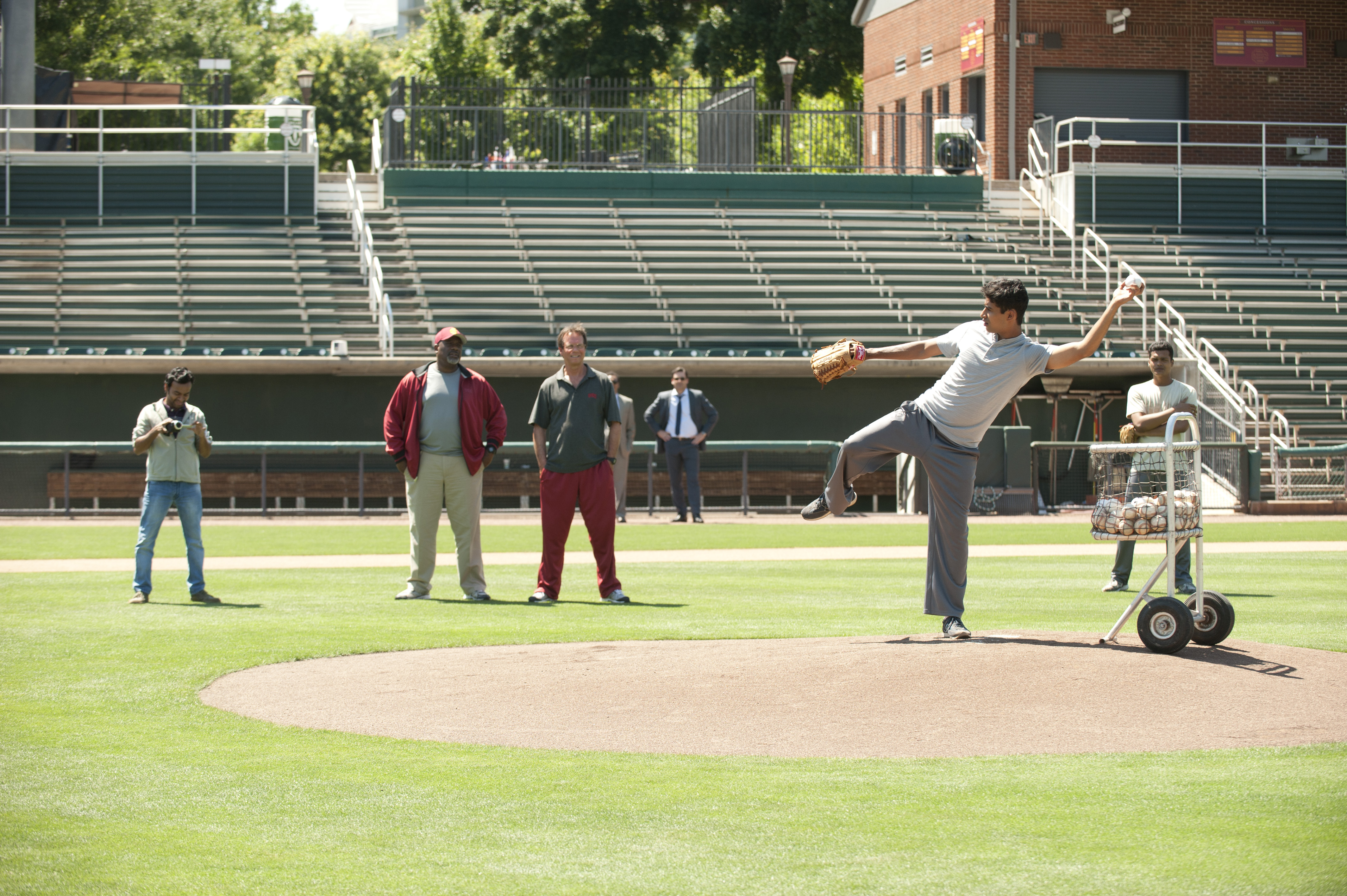 MillionDollarArm_2.jpg