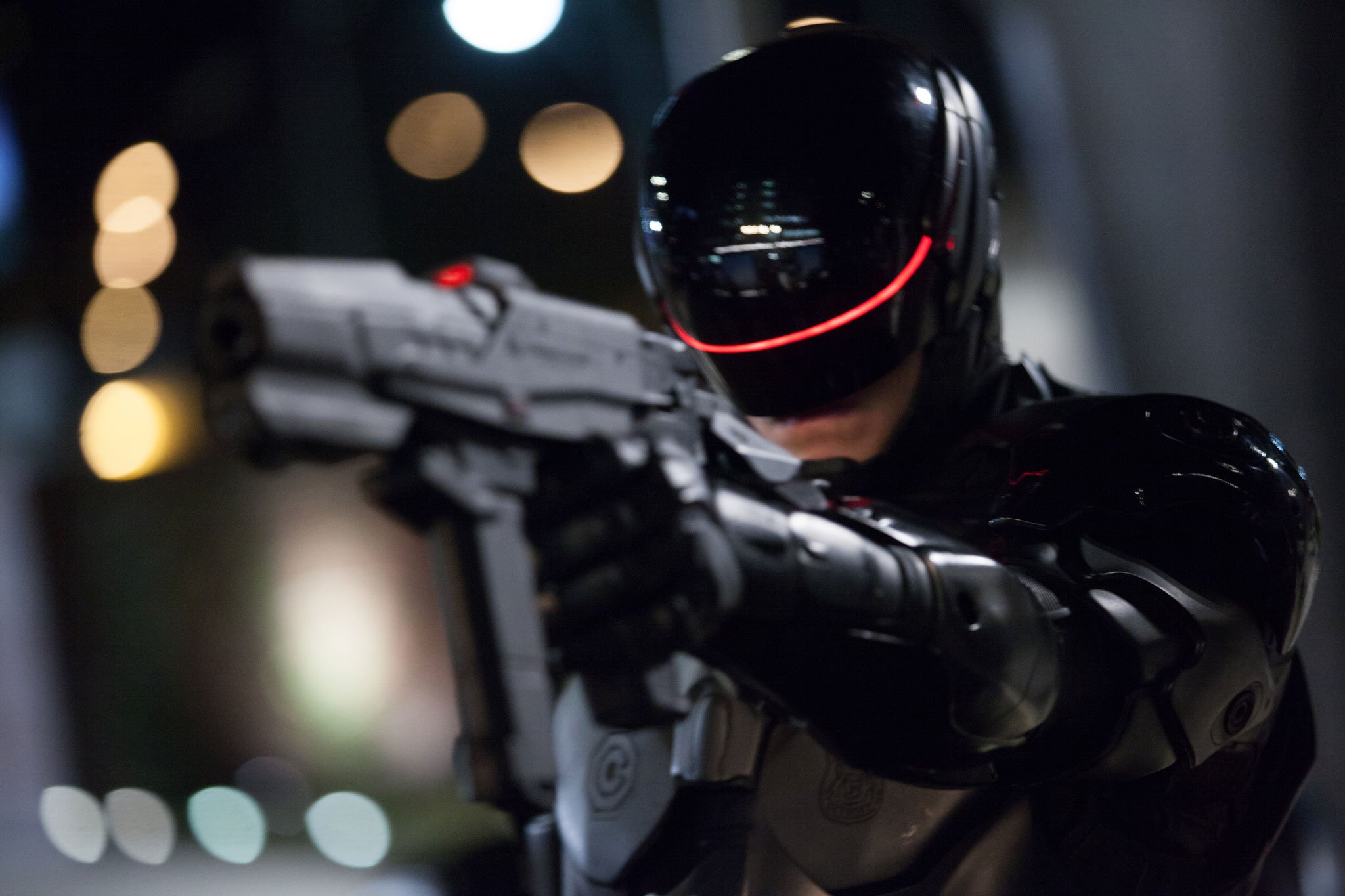 RoboCop7_2048.jpg