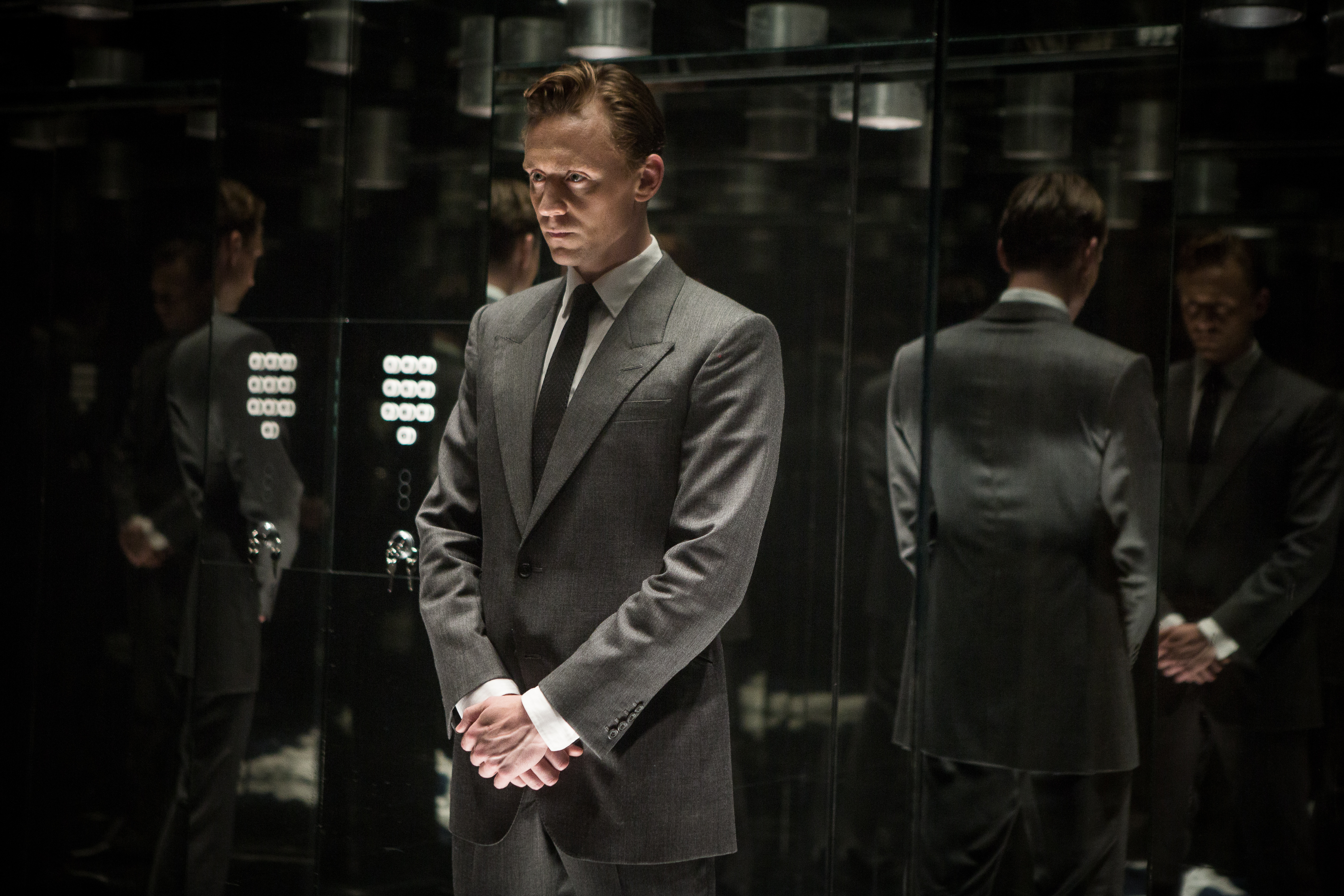 HighRise_TomHiddleston_1.jpg