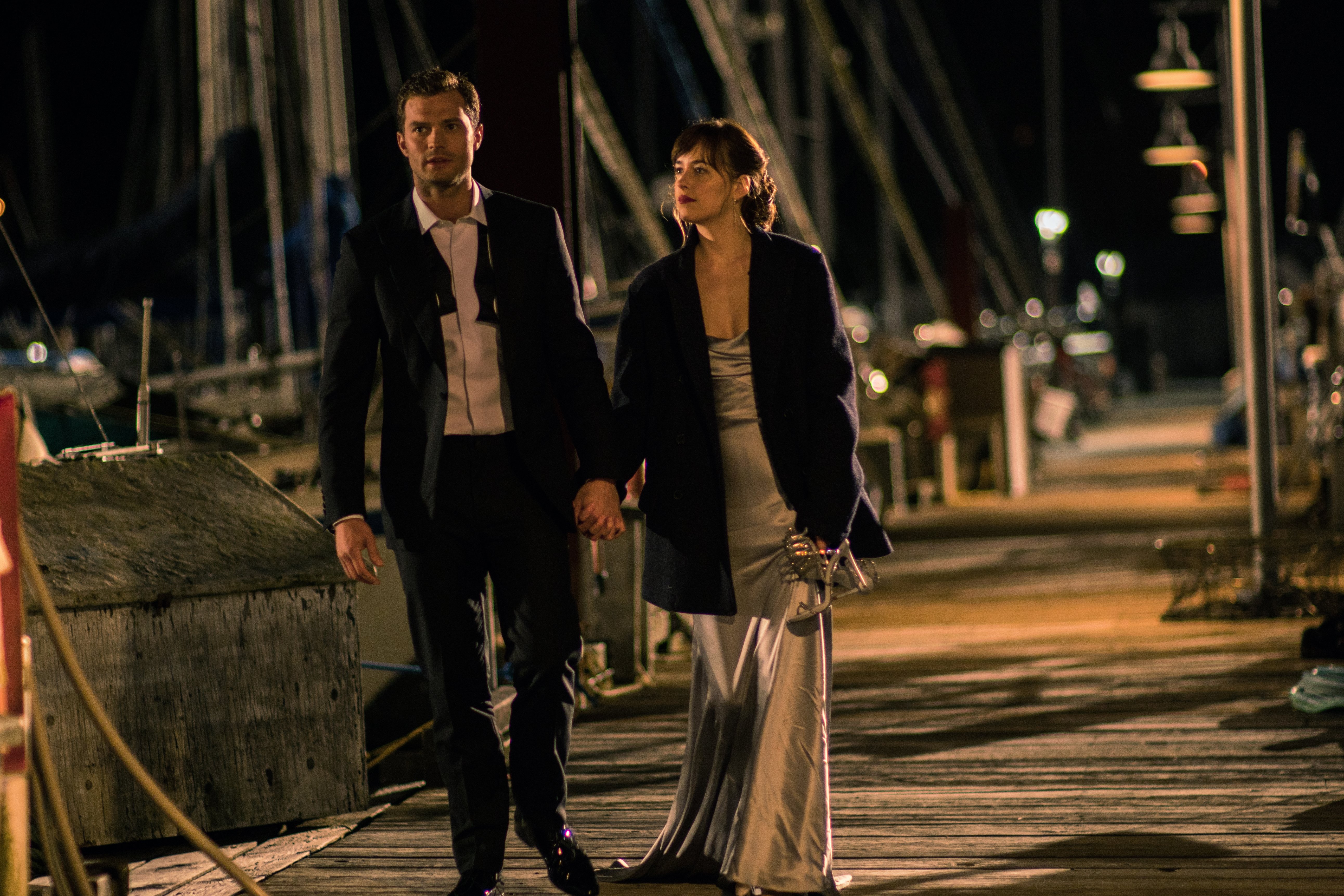 FSD_DakotaJohnson_JamieDornan_2.jpg