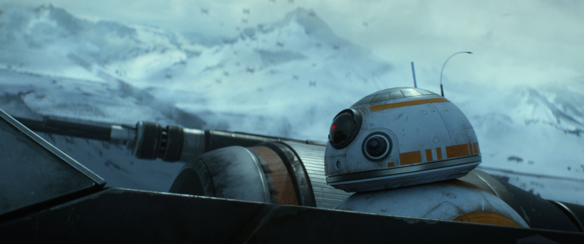 StarWarsForceAwakens12_2048.jpg