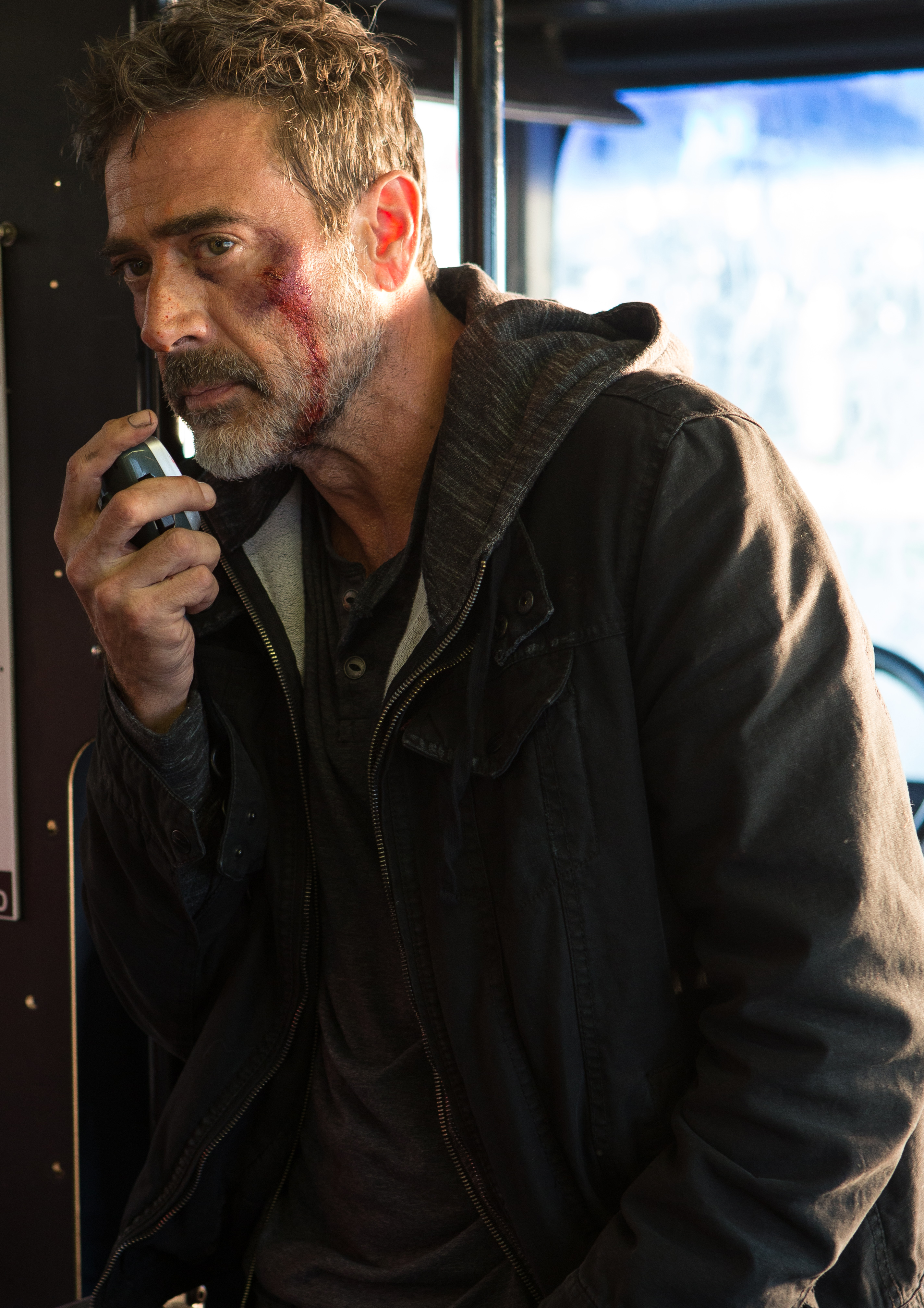 Heist_JeffreyDeanMorgan_5.jpg