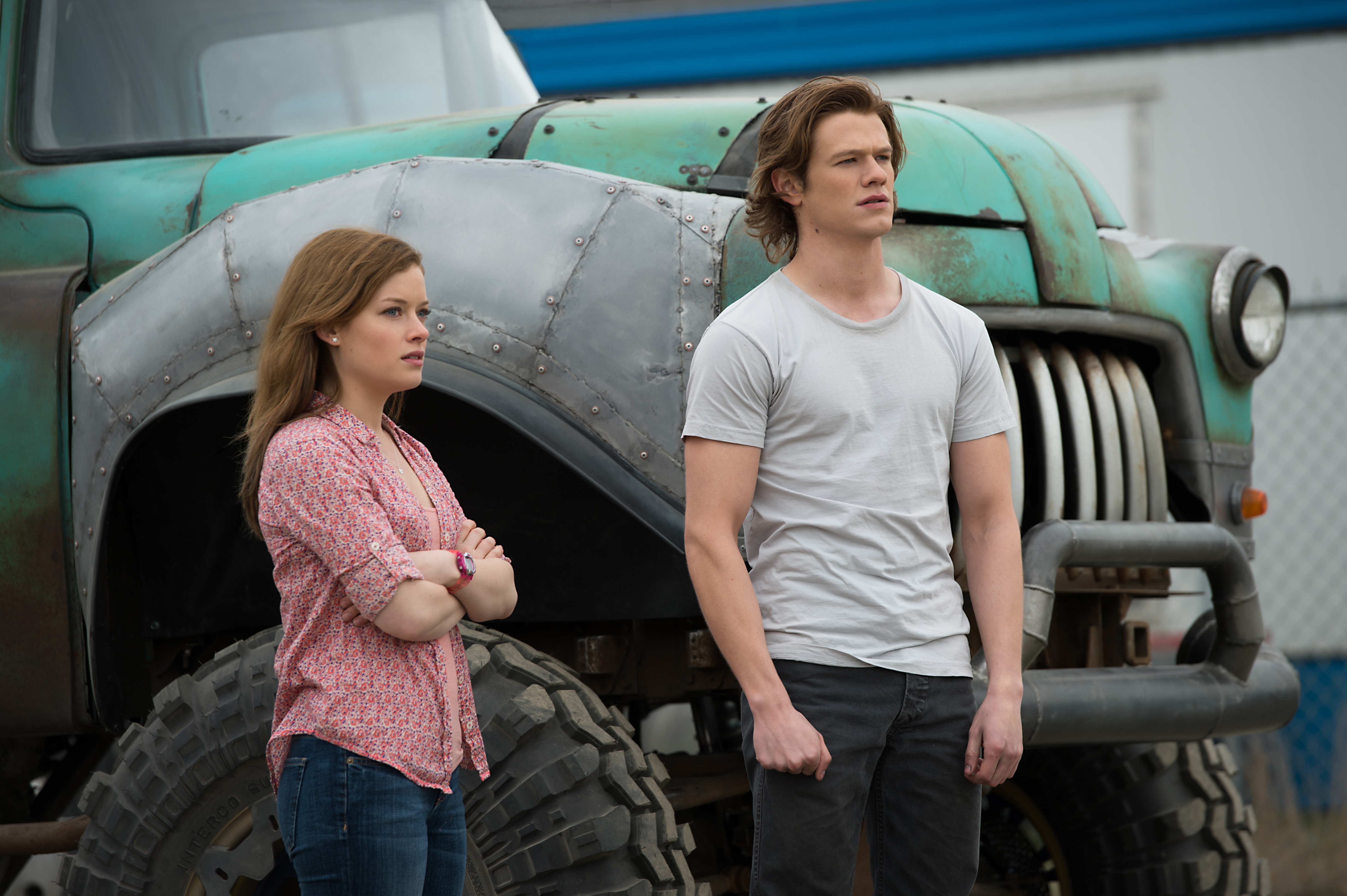 MonsterTrucks_JaneLevy_LucasTill_3.jpg