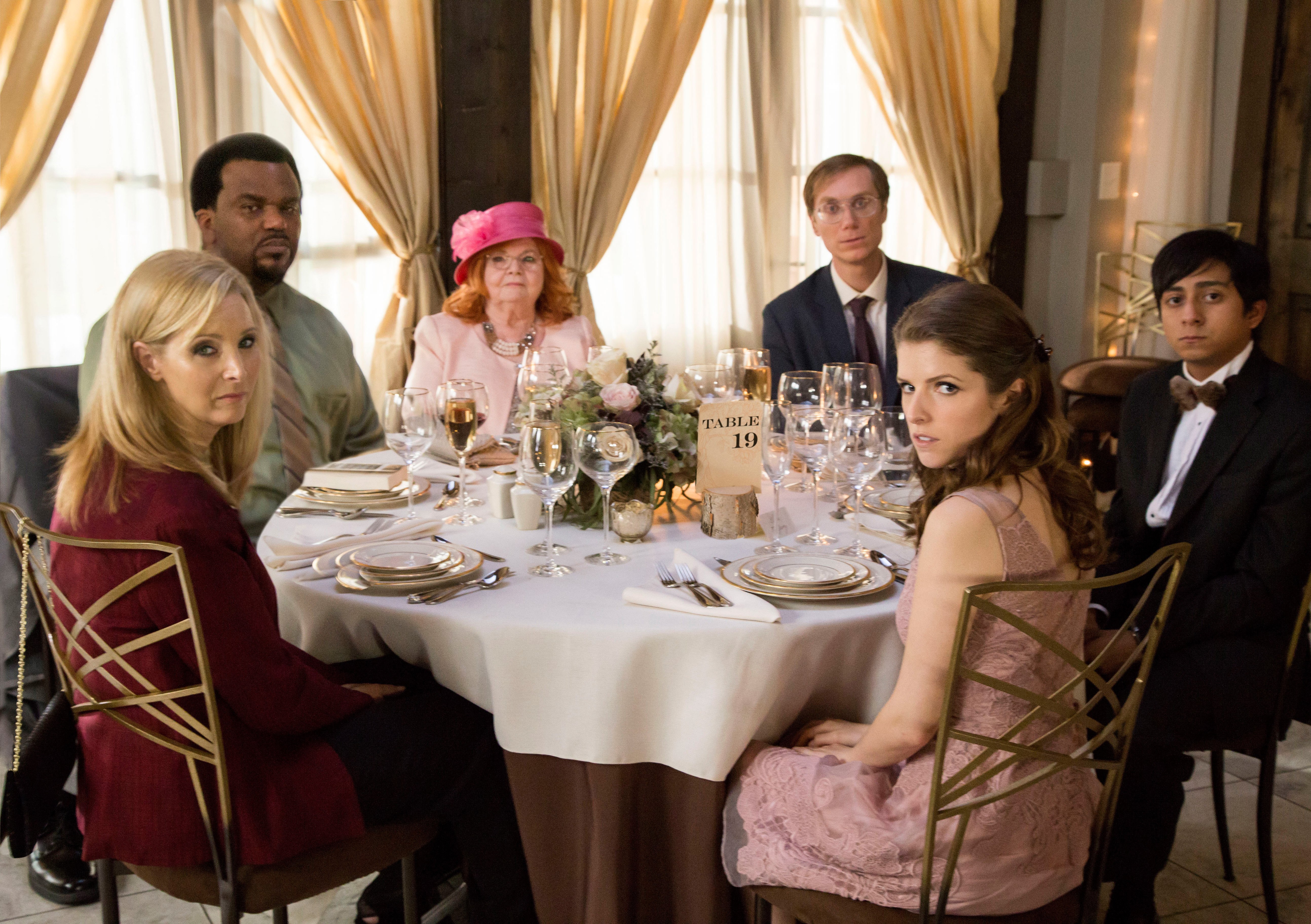 Table19_LisaKudrow_AnnaKendrick_StephenMerchant_CraigRobinson_JuneSquibb_TonyRevolori_1.jpg