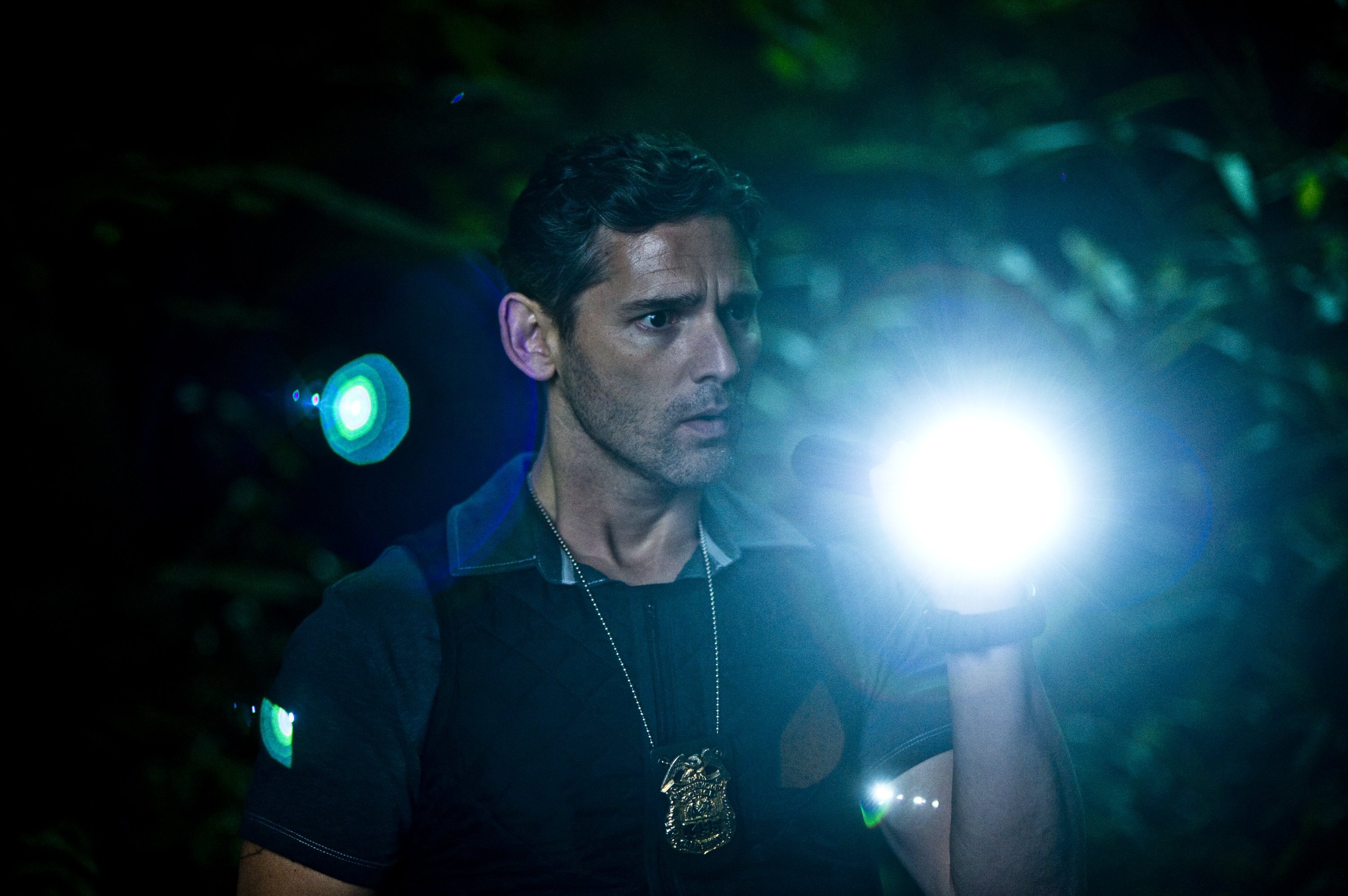 DeliverUsFromEvil_Eric_Bana_3.jpg