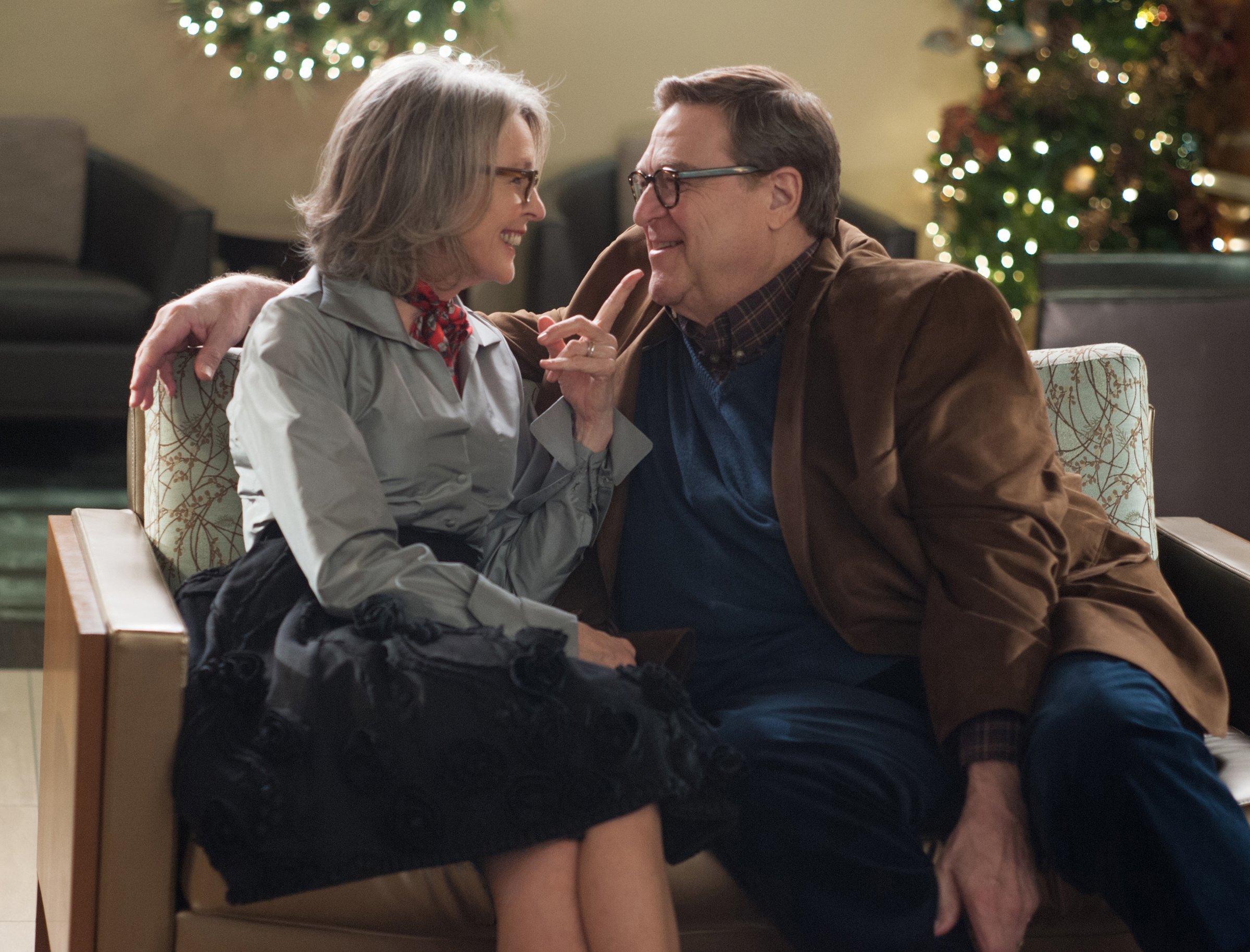 LoveTheCoopers_DianeKeaton_JohnGoodman_3.jpg