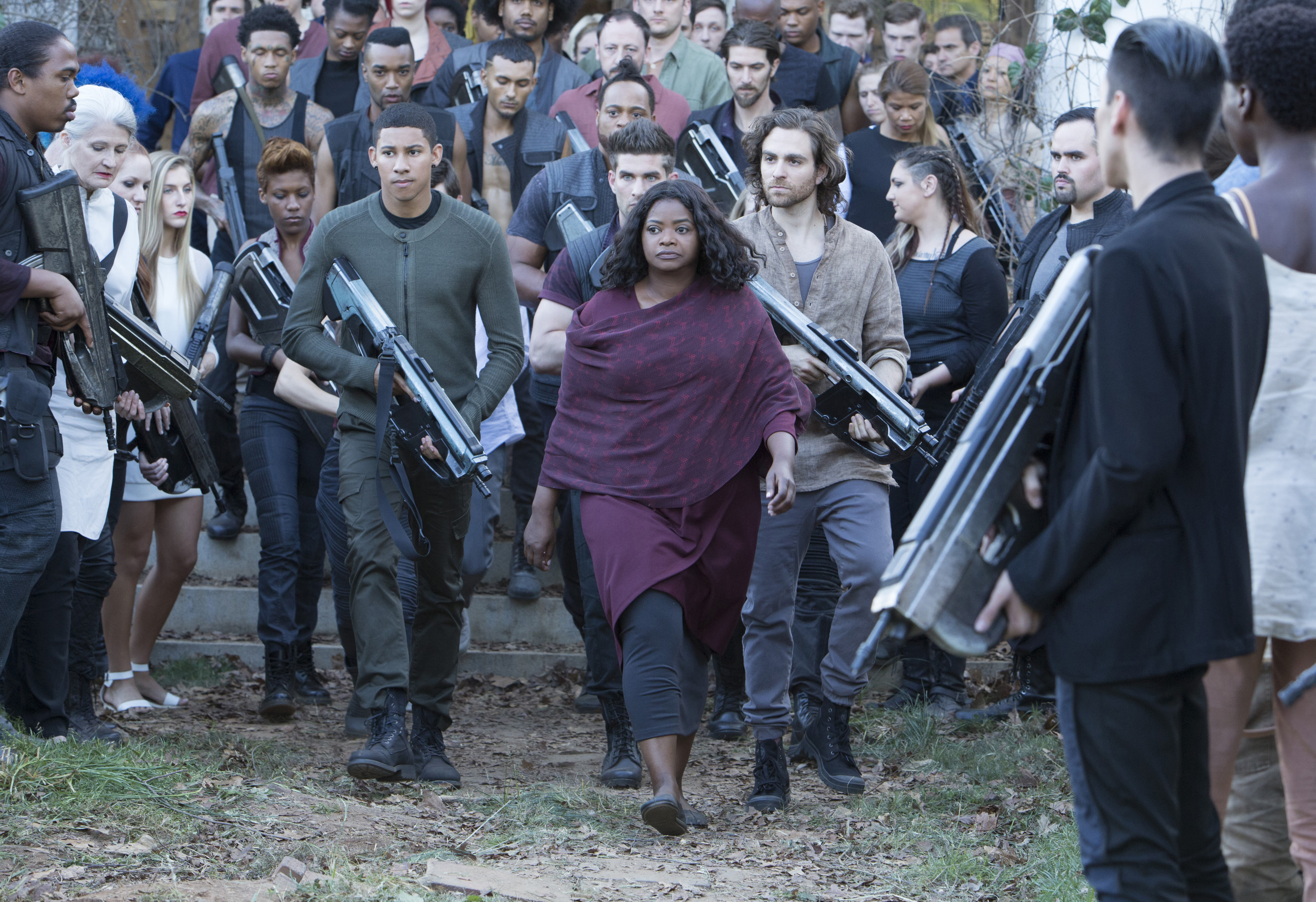 DivergentSeriesAllegiant_KeiynanLonsdale_OctaviaSpencer_6.jpg