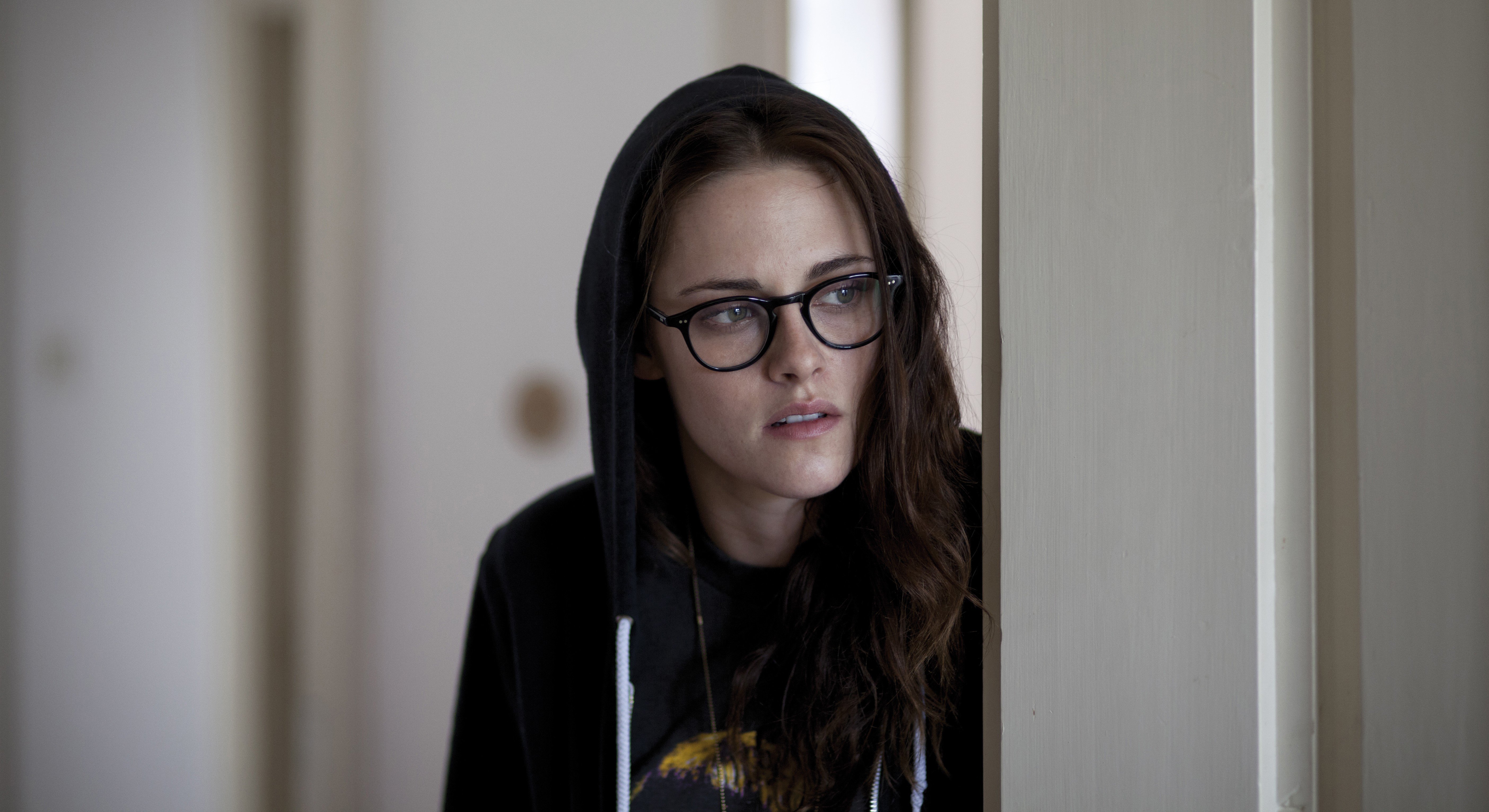 CLOUDSOFSILSMARIA_KristenStewart_3.jpg