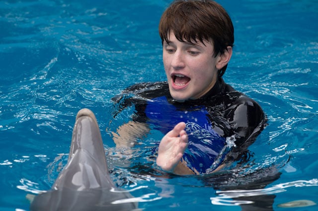 DolphinTale23.jpg