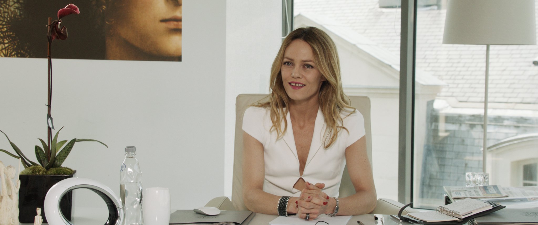 Souslesjupesdesfilles_VanessaParadis_1.jpg