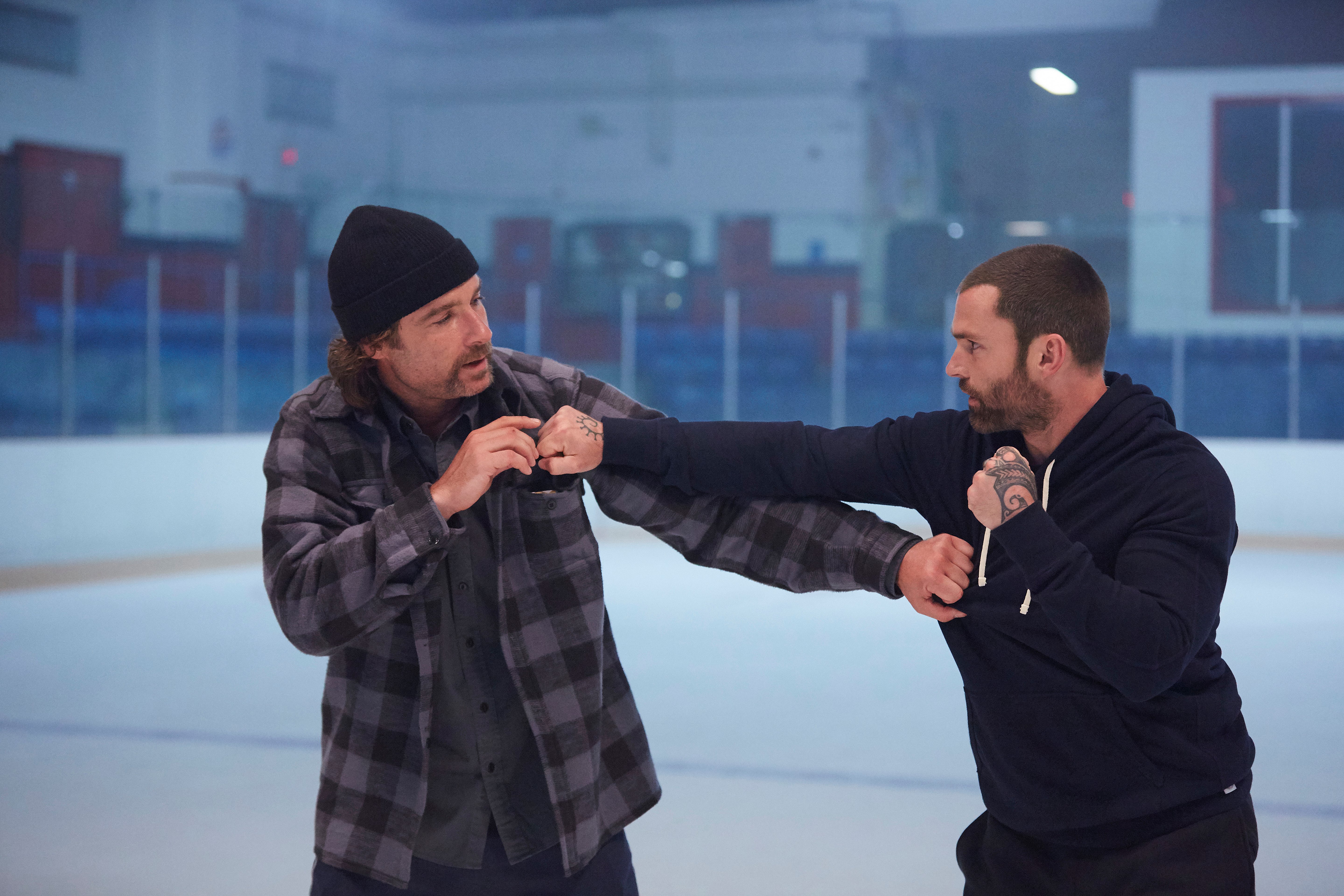 GOON_LAST_OF_THE_ENFORCERS_LievSchreiber_SeannWilliamScott_1.jpg