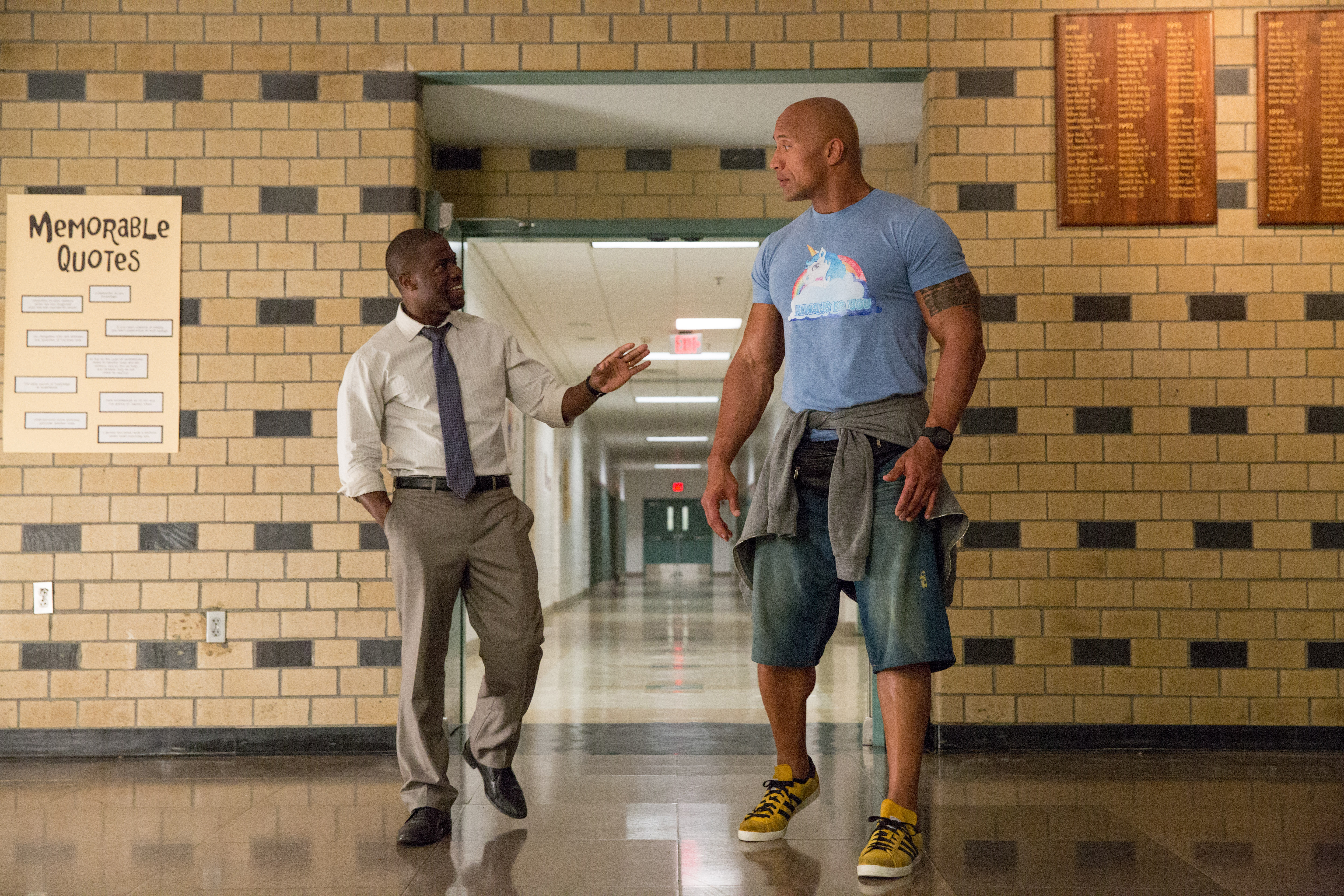 CentralIntelligence_KevinHart_DwayneJohnson_2.jpg