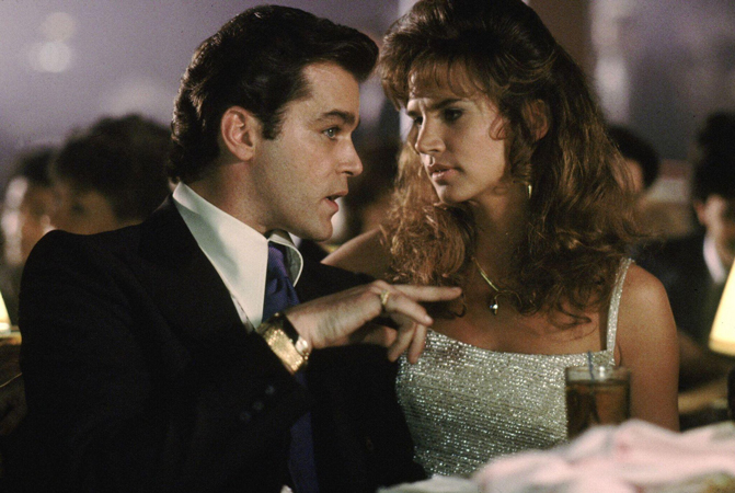 picture_of_ray_liotta_and_gina_mastrogiacomo_in_goodfellas_large_picture.jpg