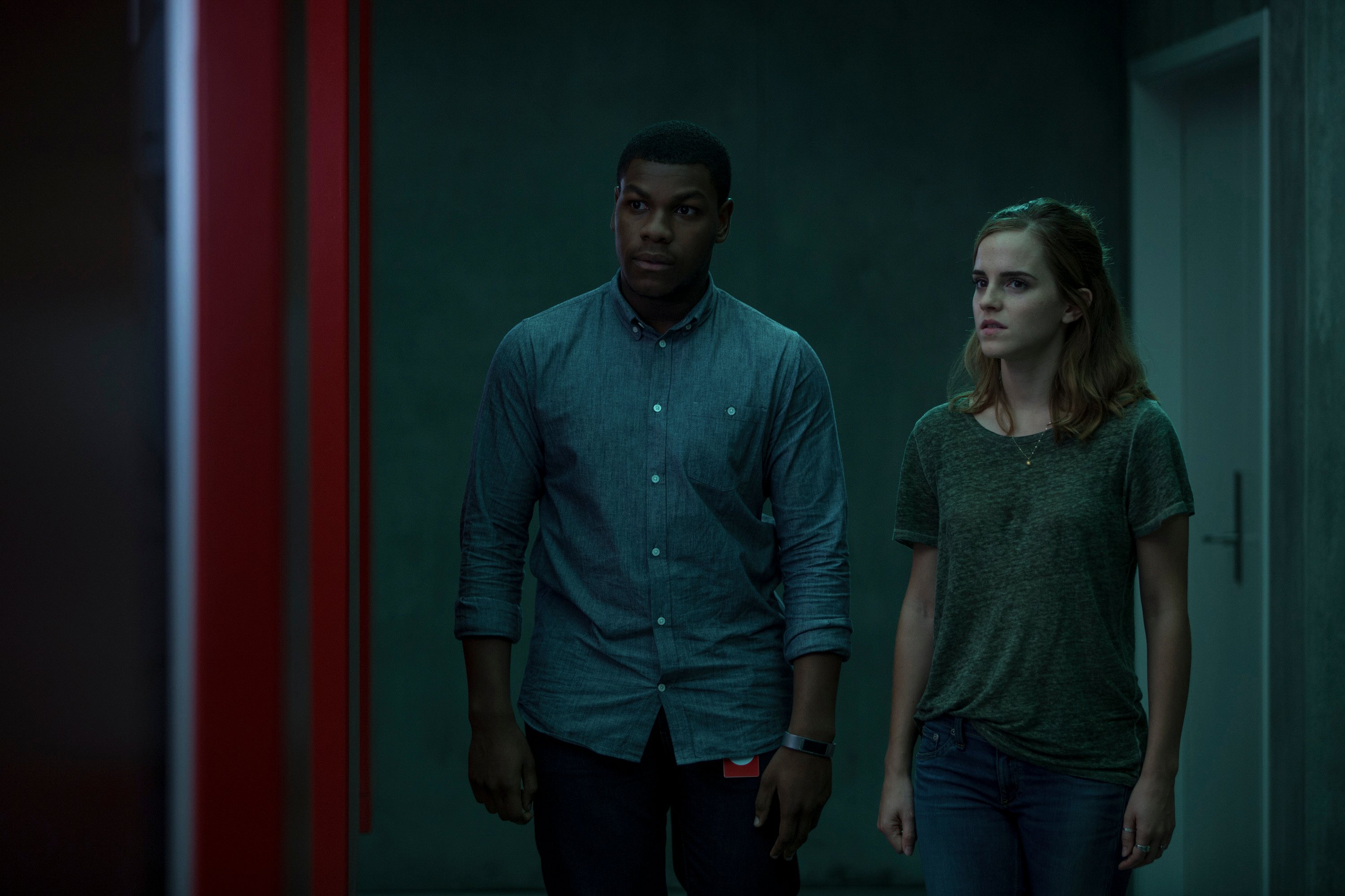 Circle_EmmaWatson_JohnBoyega_5.jpg