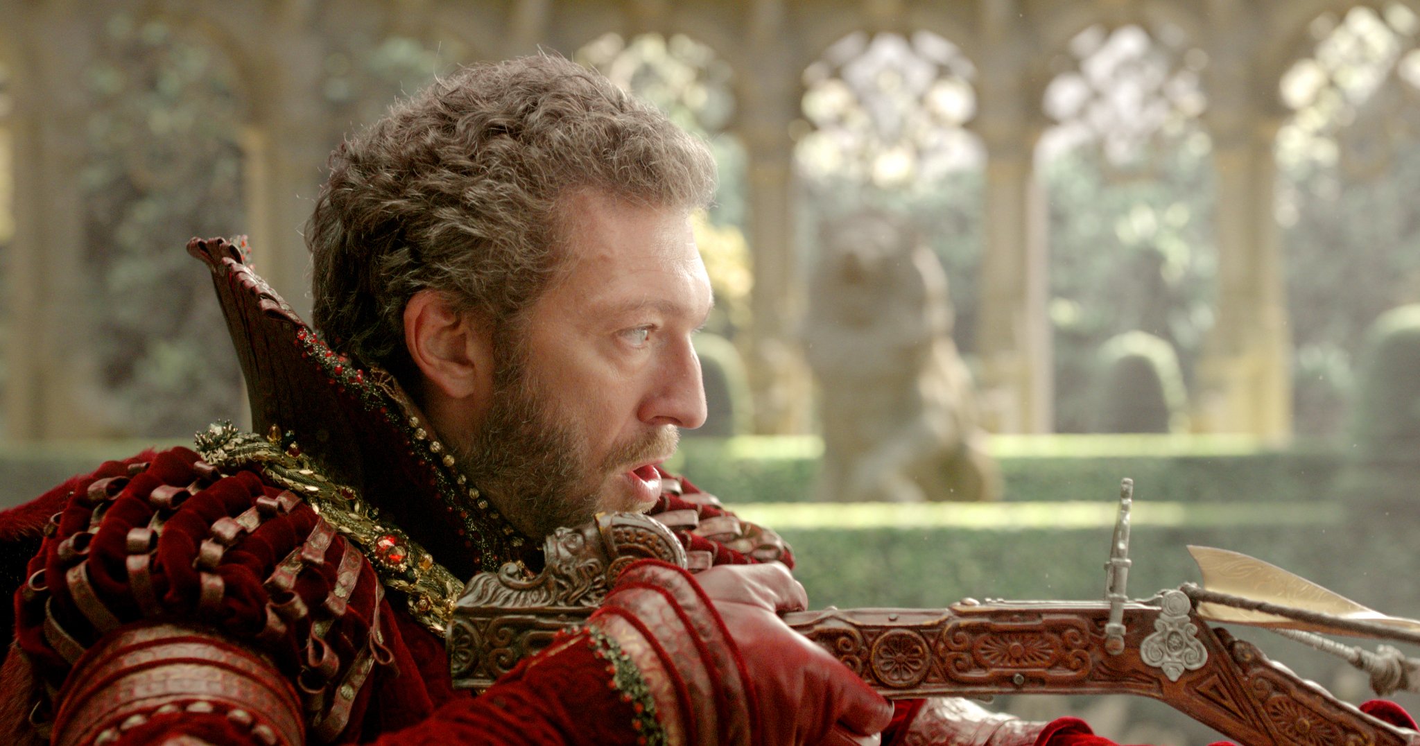 BelleetlaBete_VincentCassel.jpg