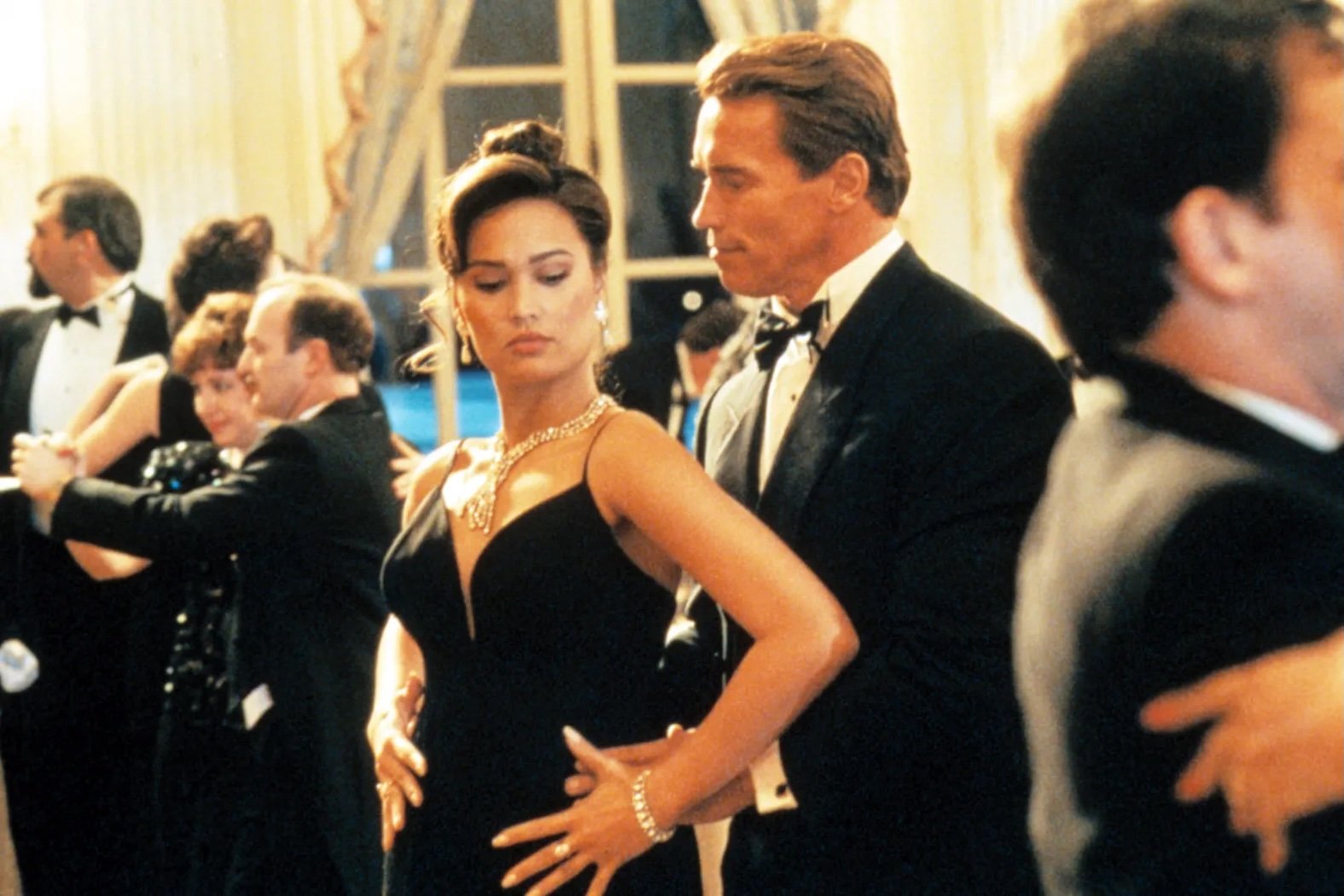 True-Lies-image2.jpg